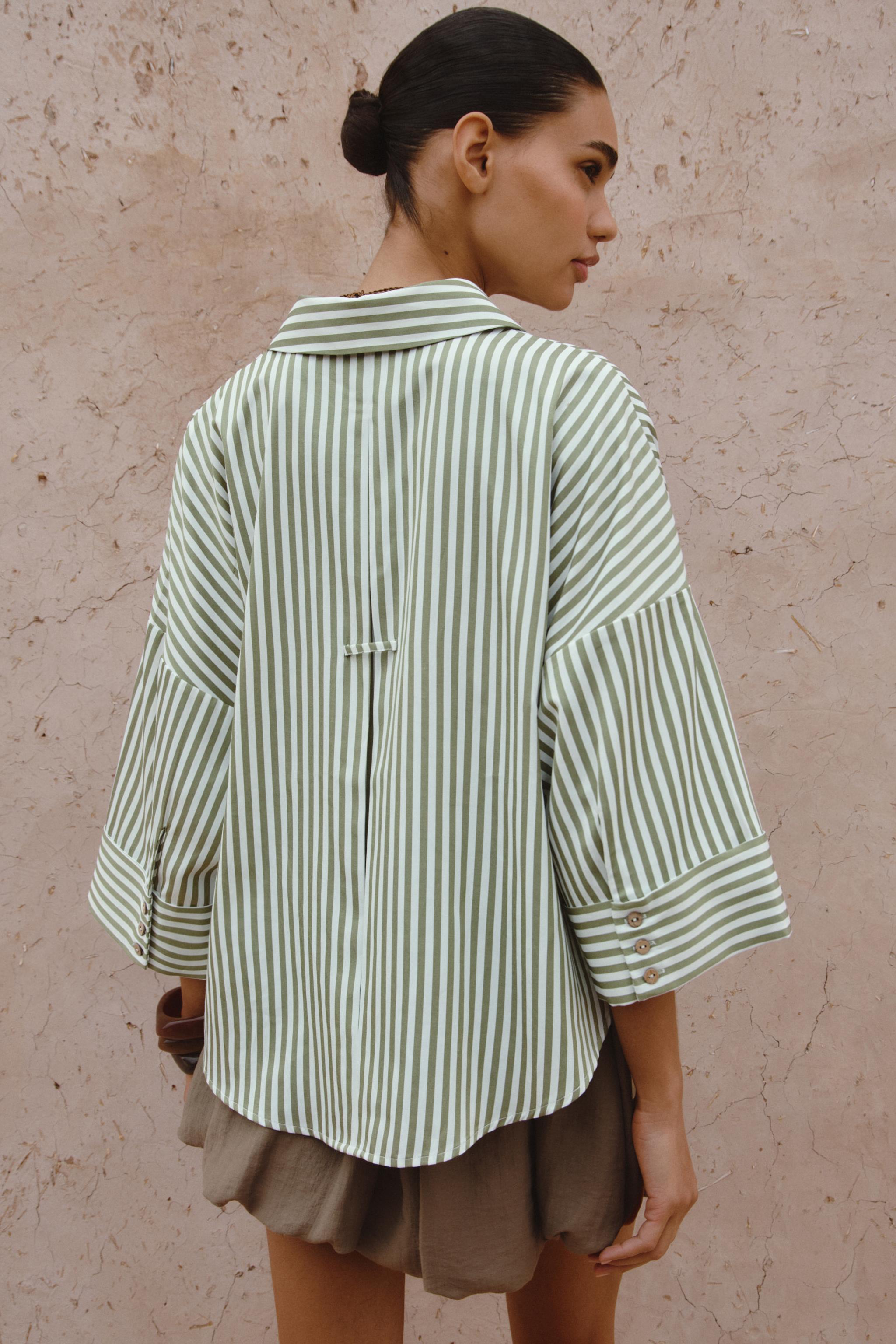 STRIPED SHIRT WITH CUFFED SLEEVES