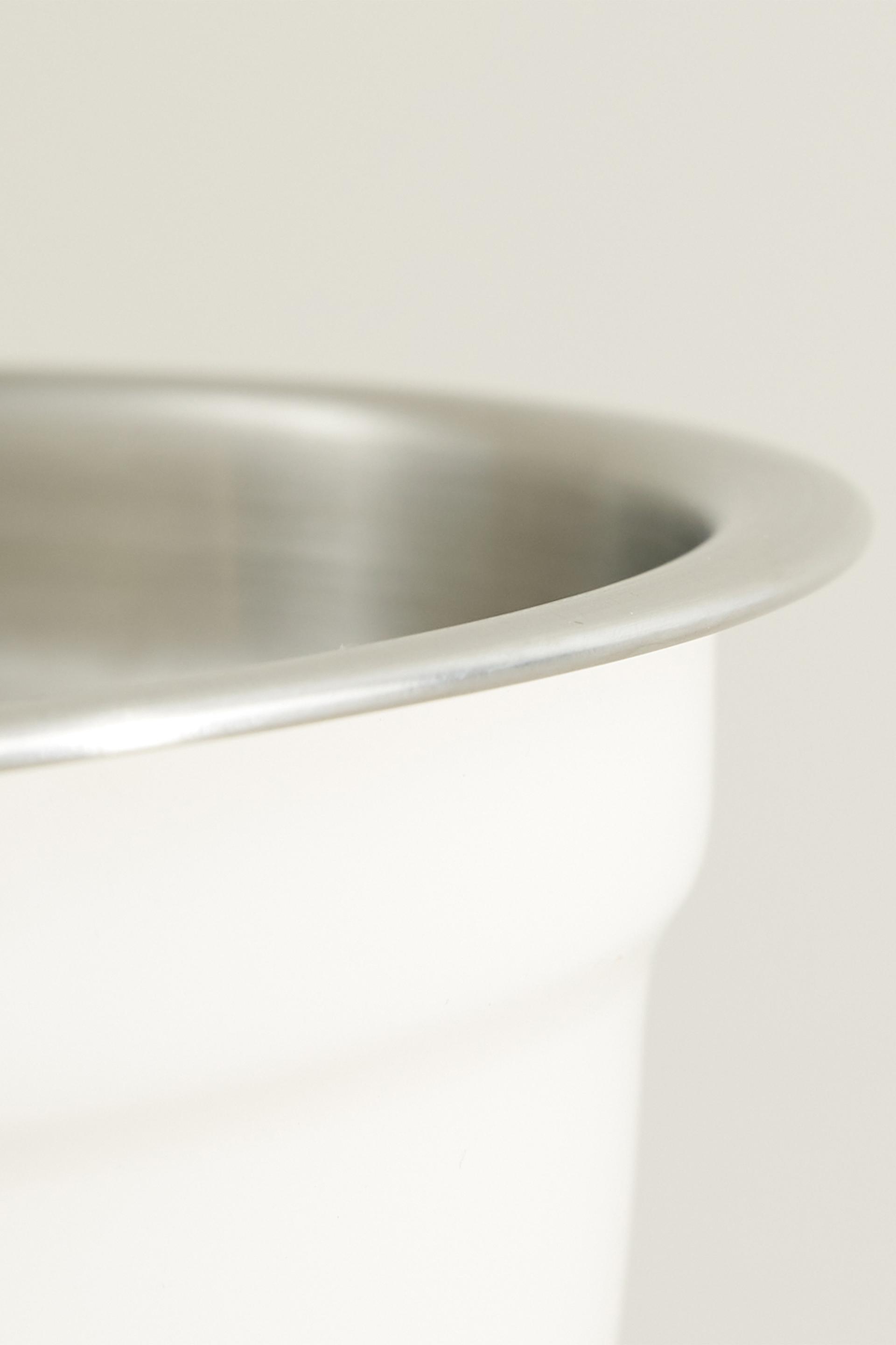 STACKABLE KITCHEN MIXING BOWL