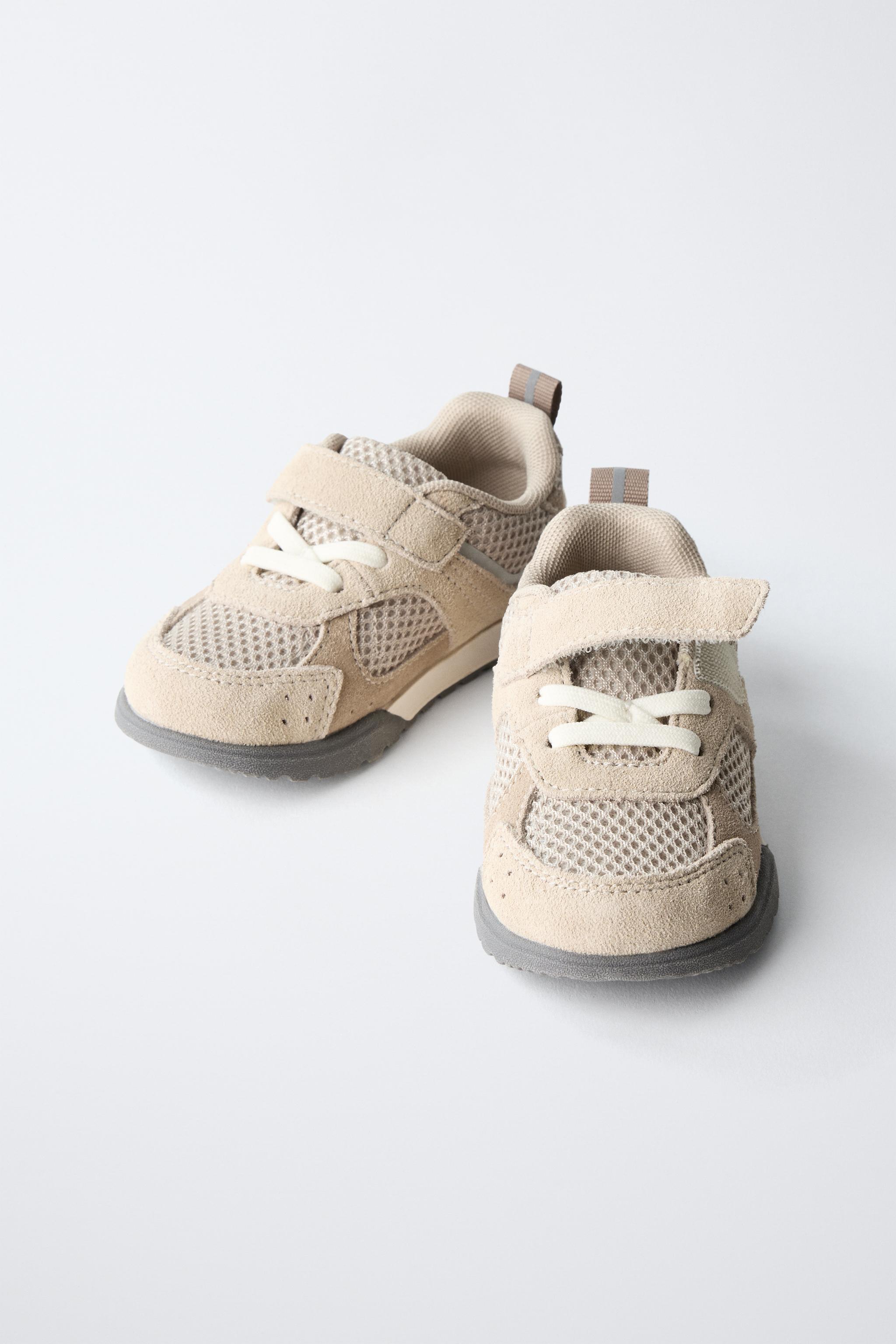 BAREFOOT MULTI-PIECE SNEAKERS