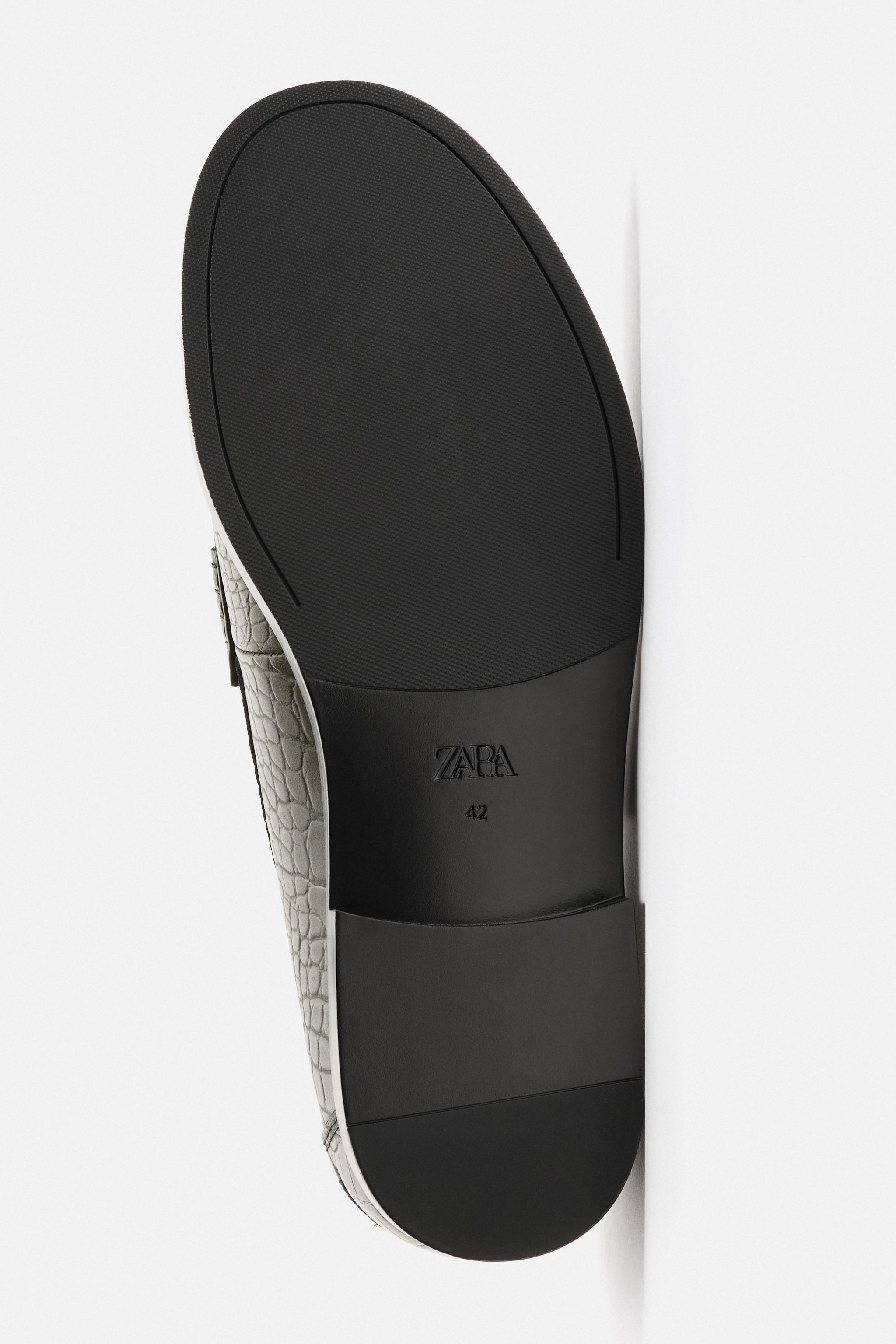 CROCODILE-EFFECT LOAFERS