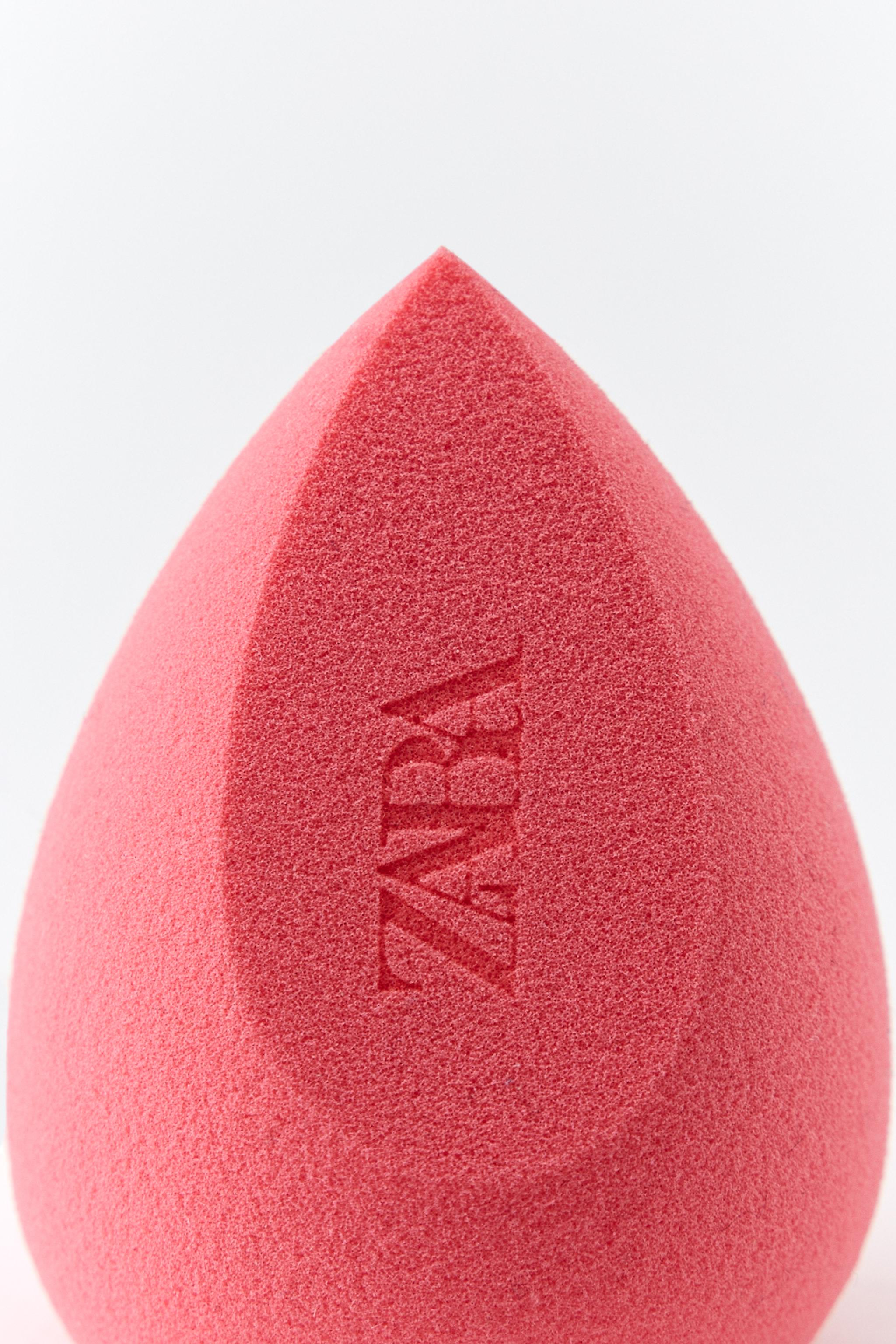 MAKEUP SPONGE