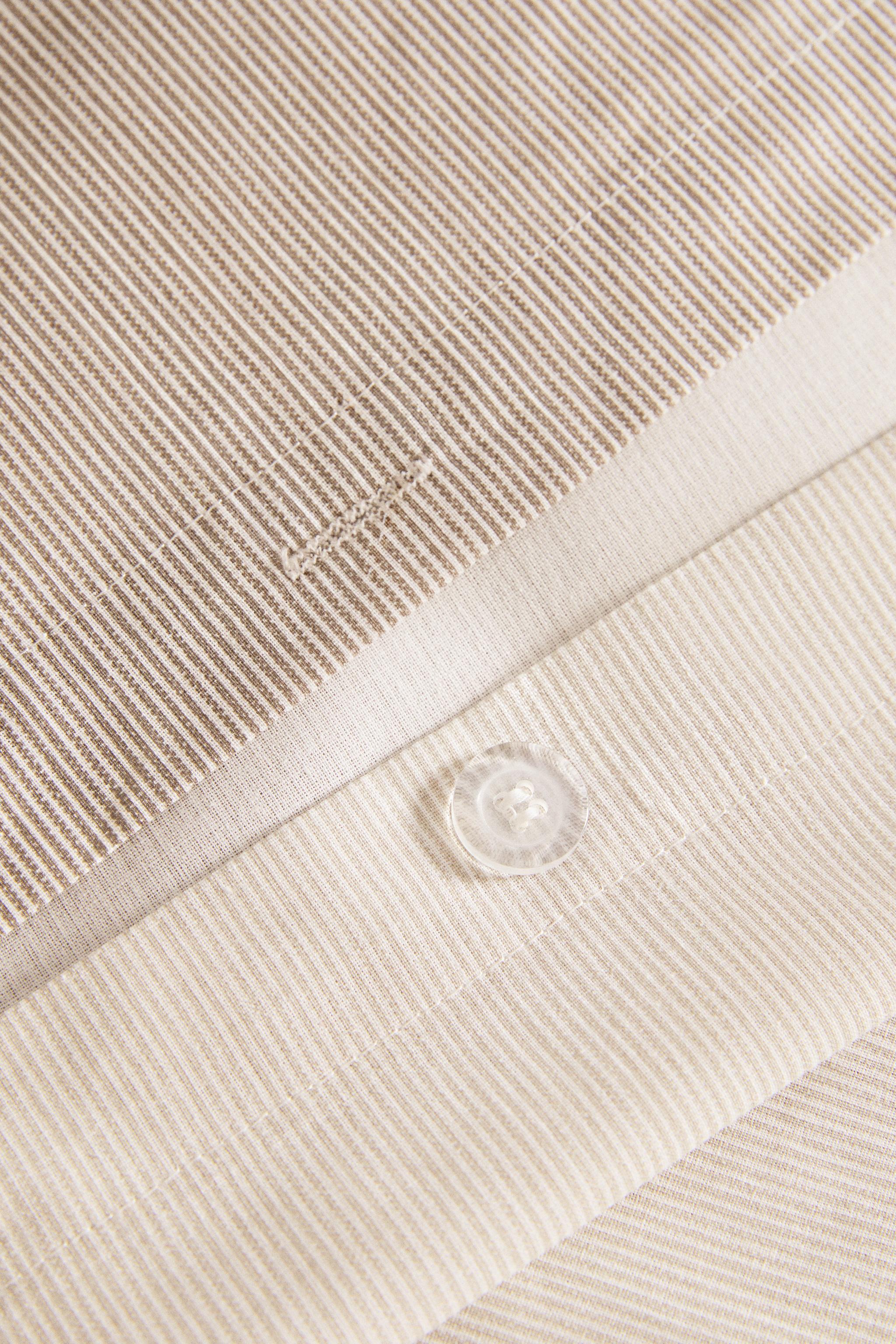 REVERSIBLE STRIPED DUVET COVER