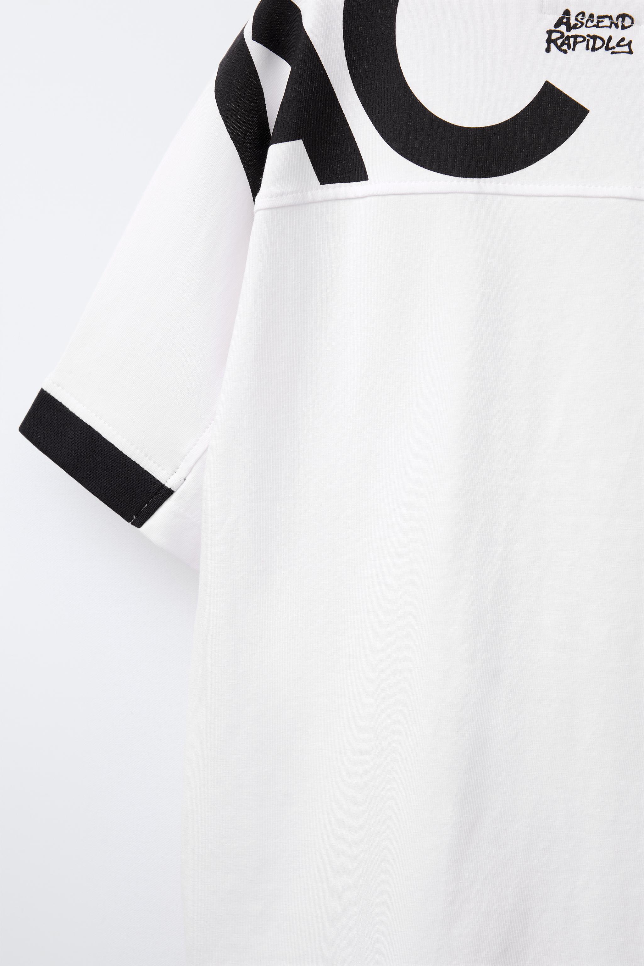 SPORTY GRAFFITI T-SHIRT