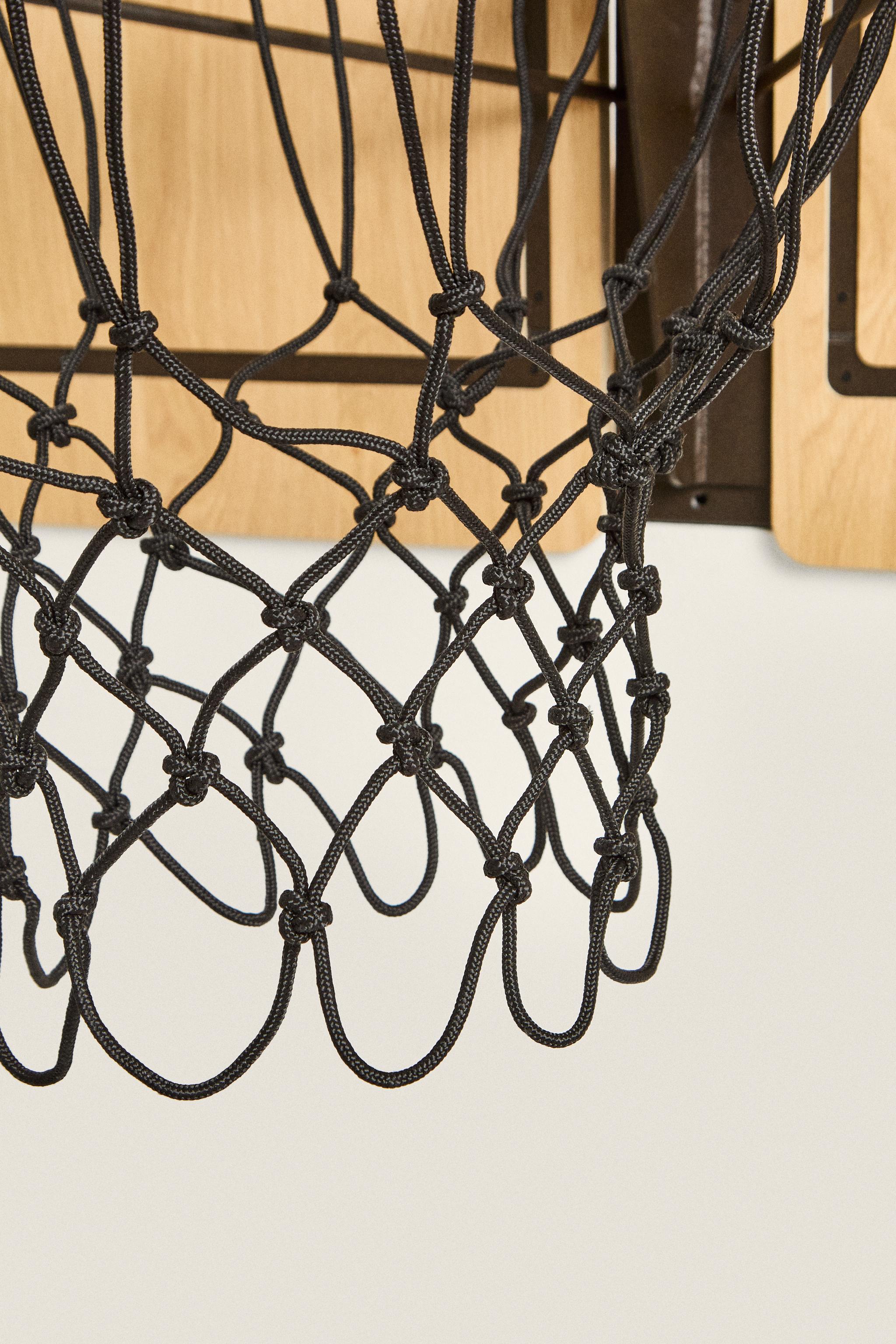 WOODEN WALL BASKETBALL HOOP