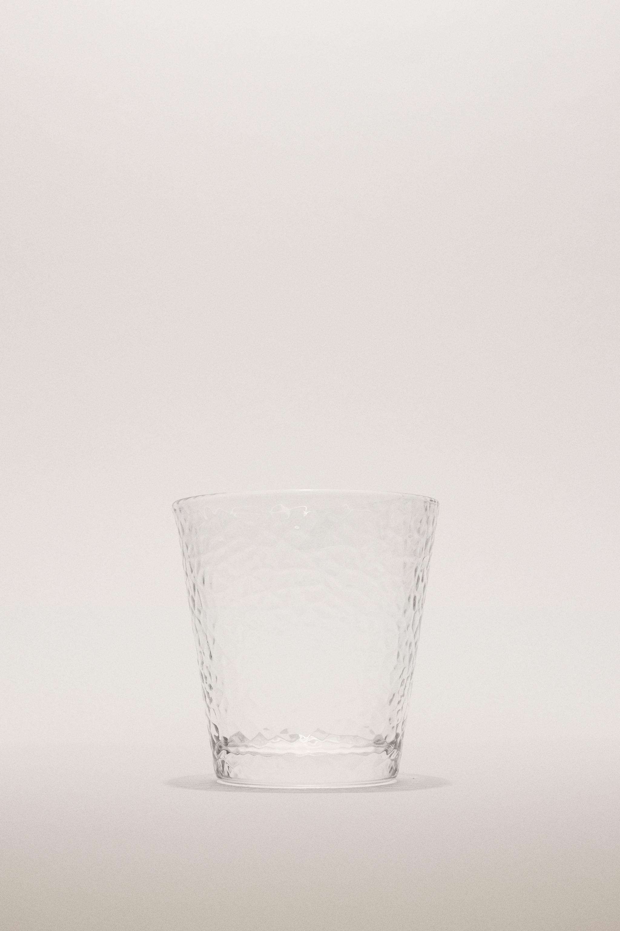 HAMMERED GLASS TUMBLER