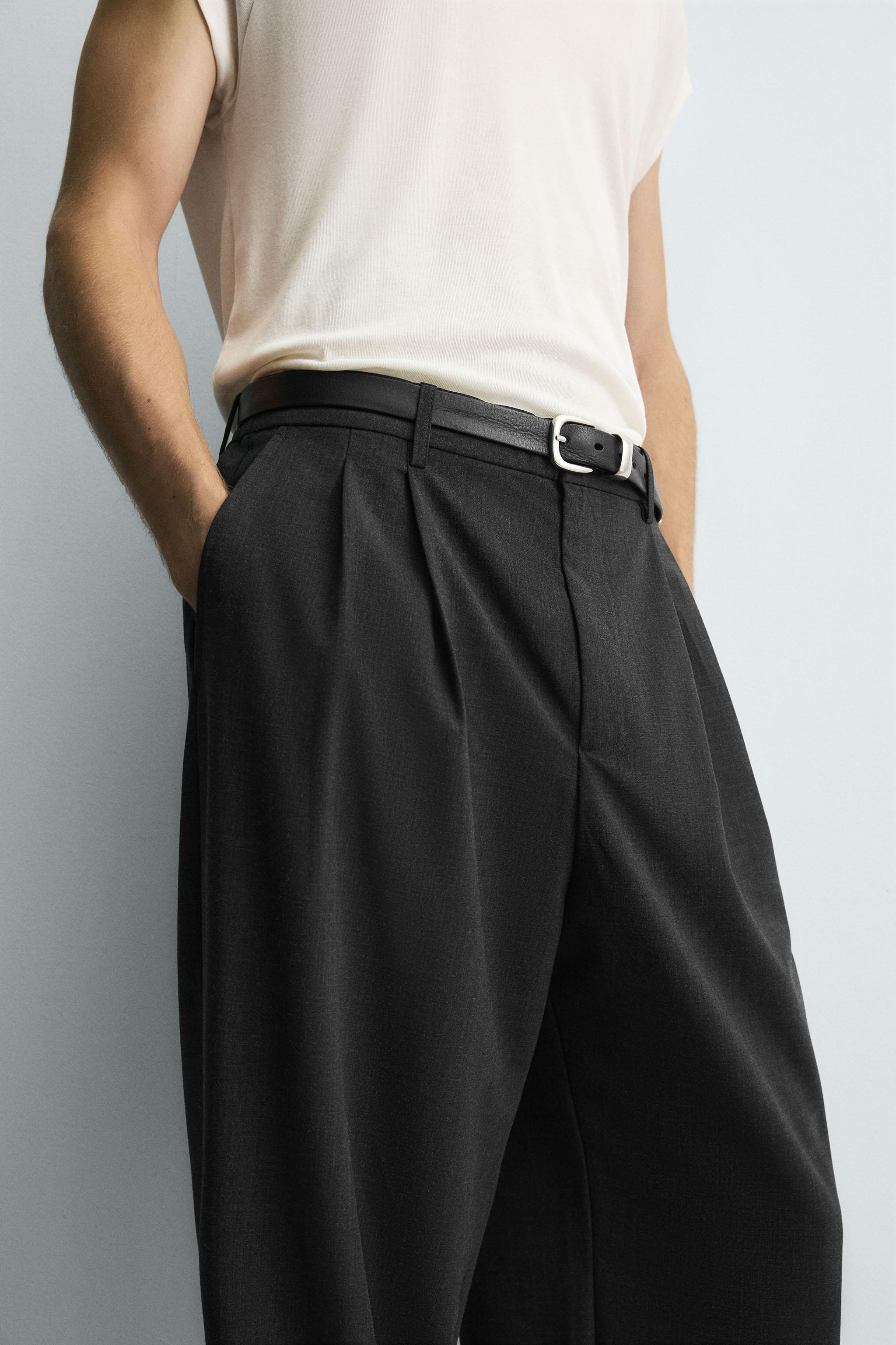 PLEATED WIDE FIT PANTS