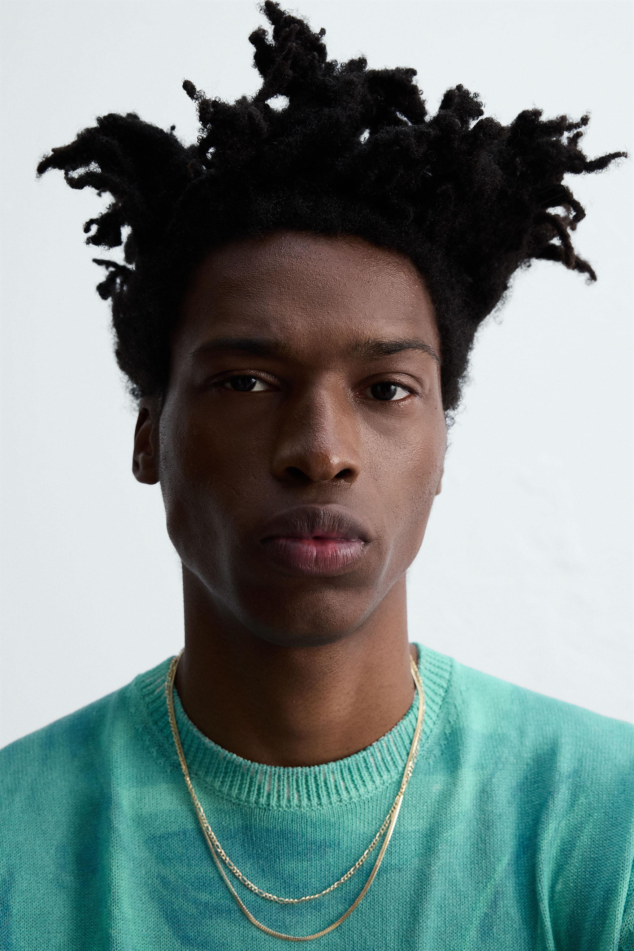 GRAPHIC PRINT KNIT T-SHIRT © OTIS KWAME KYE QUAICOE