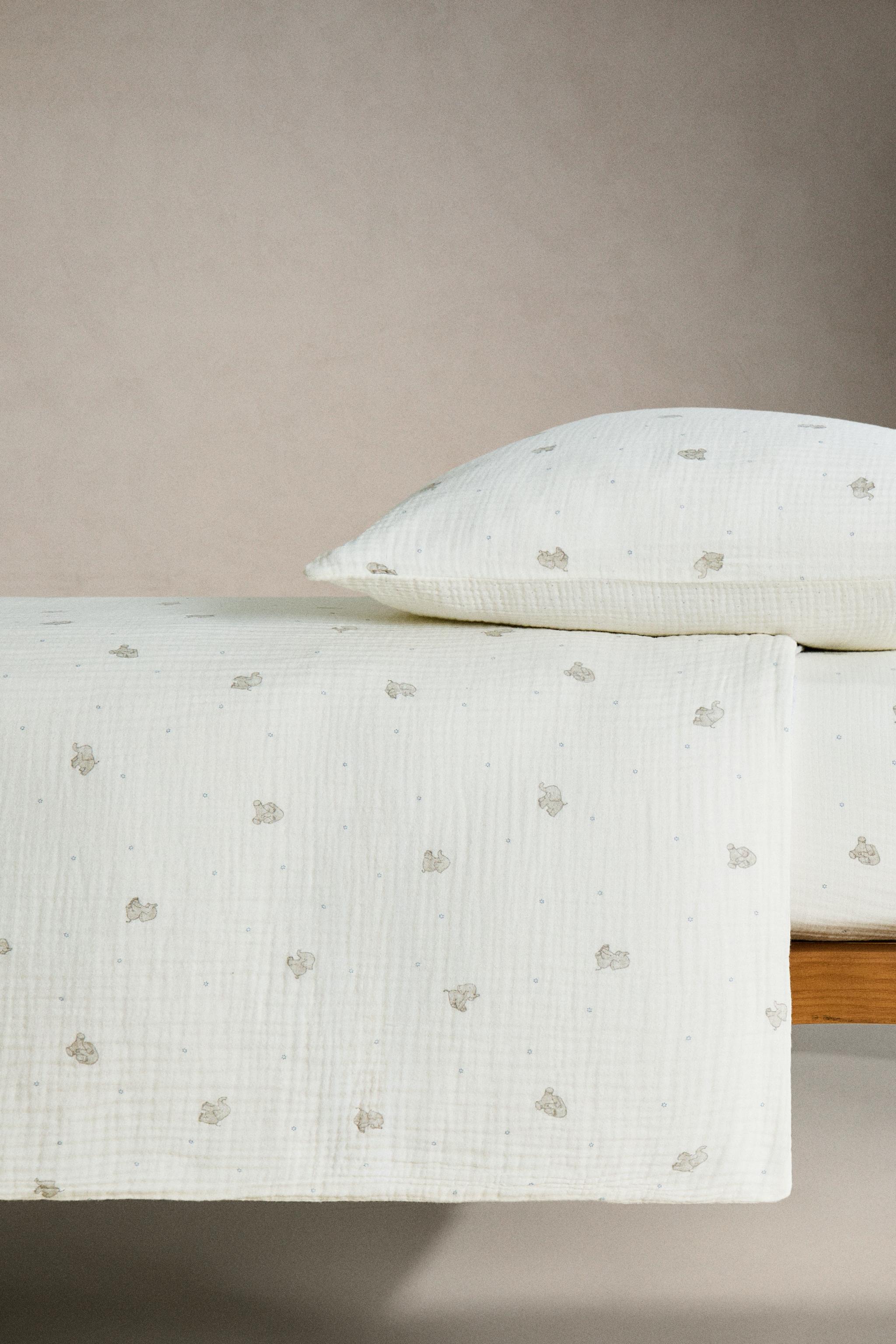 CHILDREN'S MUSLIN DUVET COVER WITH ELEPHANTS