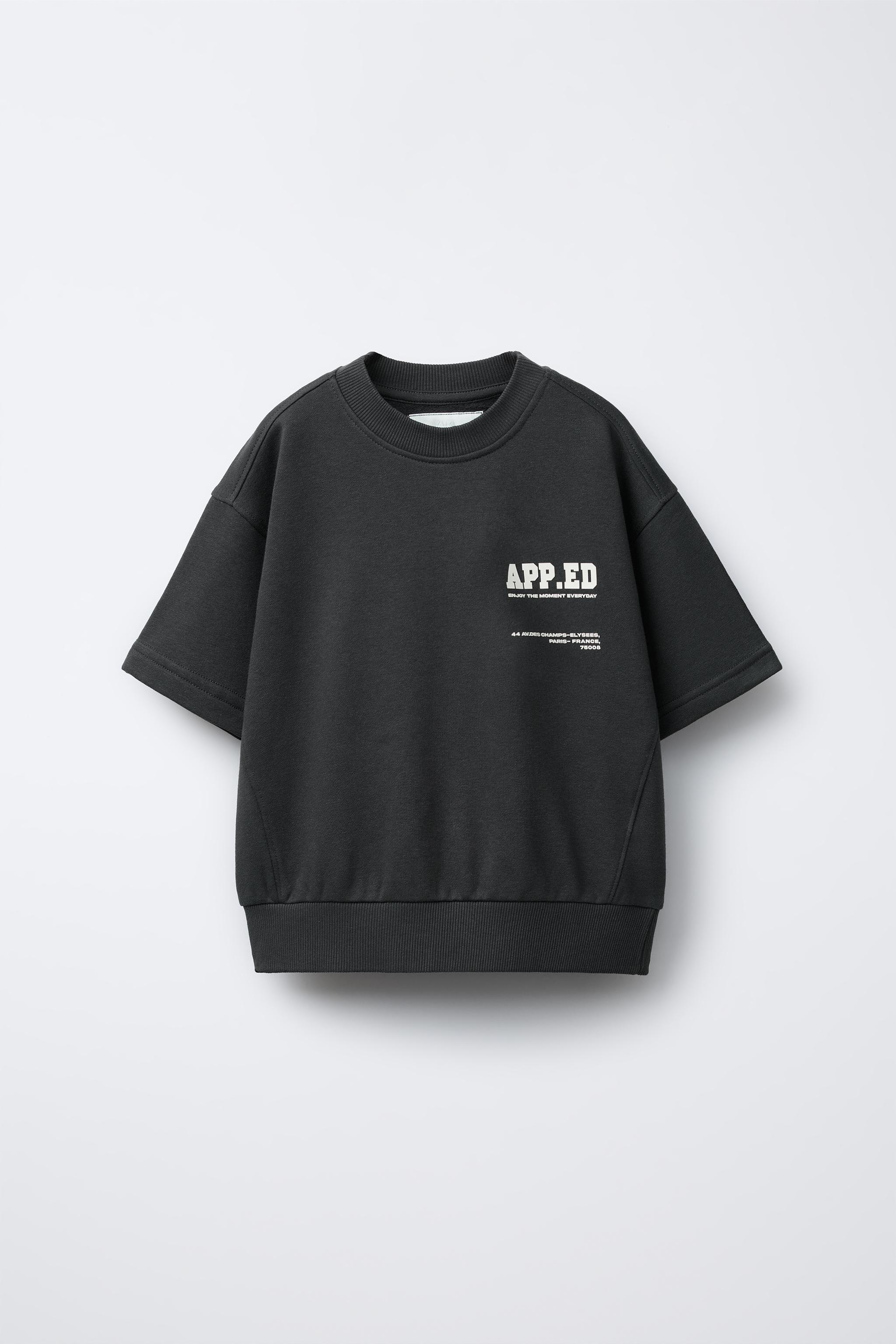 SHORT SLEEVE SWEATSHIRT AND JOGGER PANTS SET TEXT