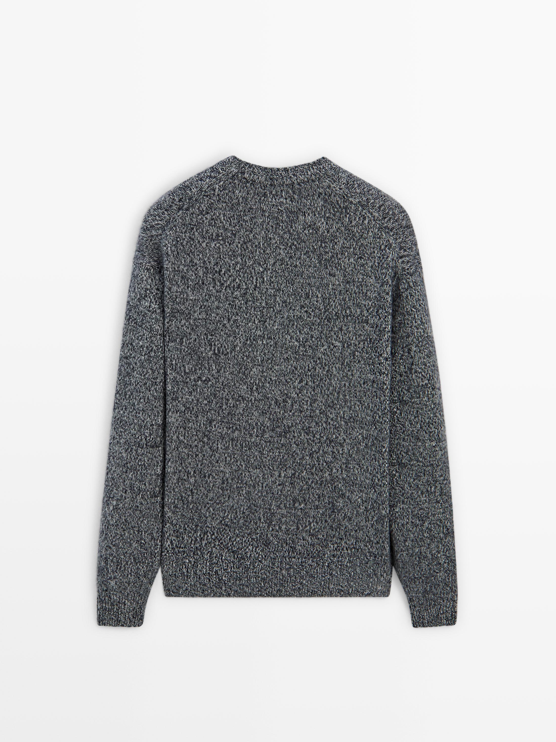 100% cashmere crew neck sweater