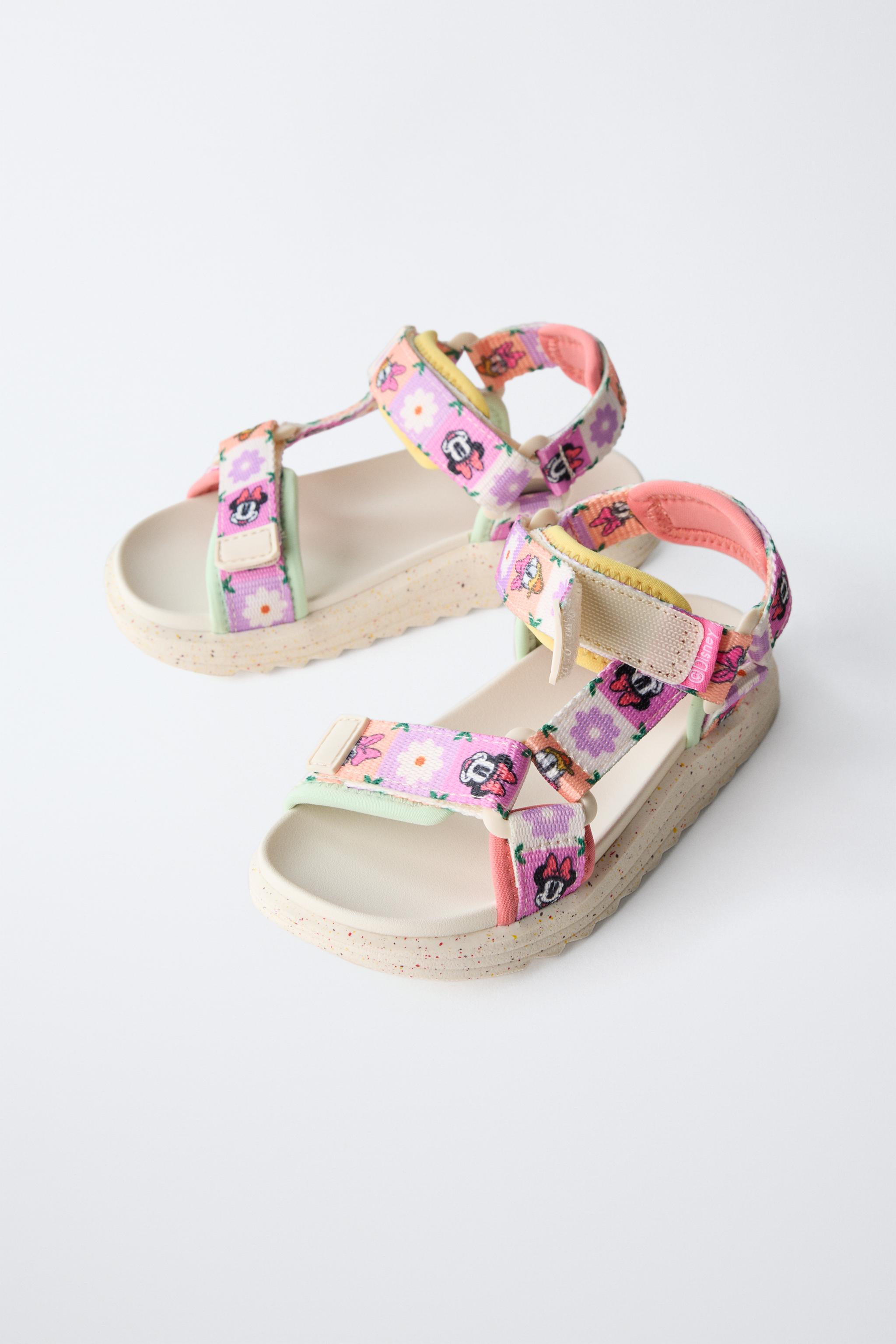MINNIE MOUSE AND DAISY © DISNEY TECHNICAL SANDALS