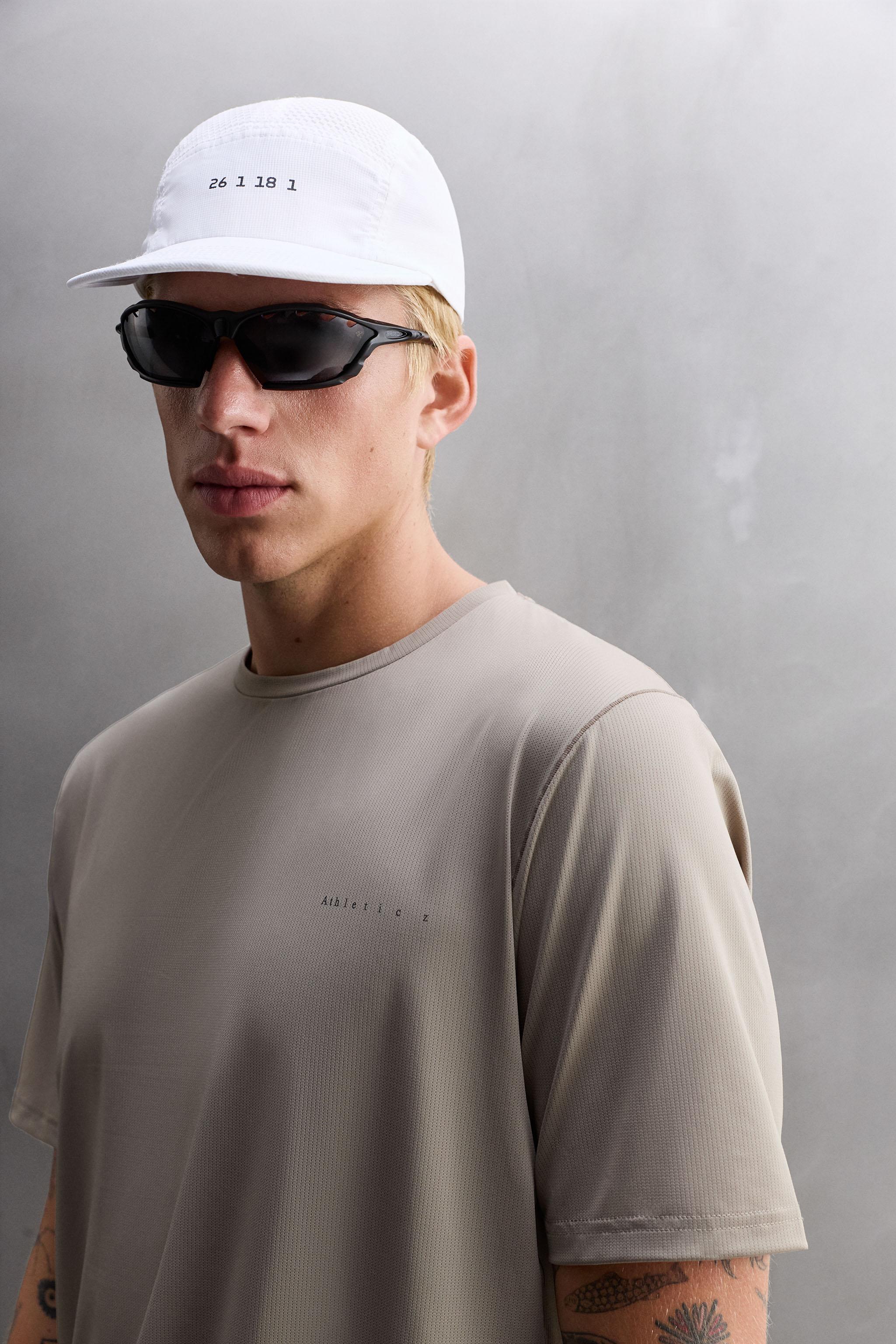 TEXTURED TRAINING T-SHIRT