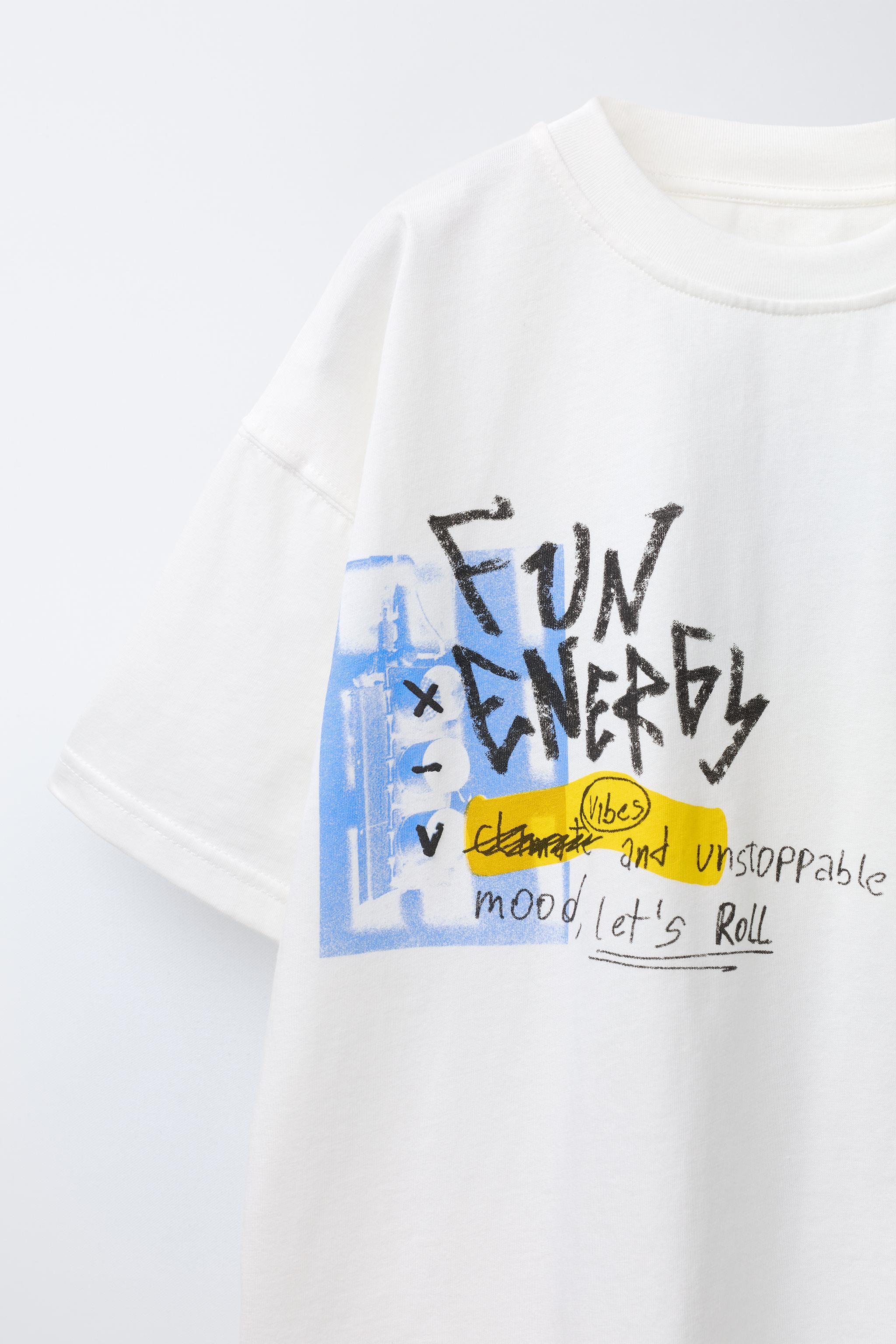 GRAFFITI PRINT T-SHIRT