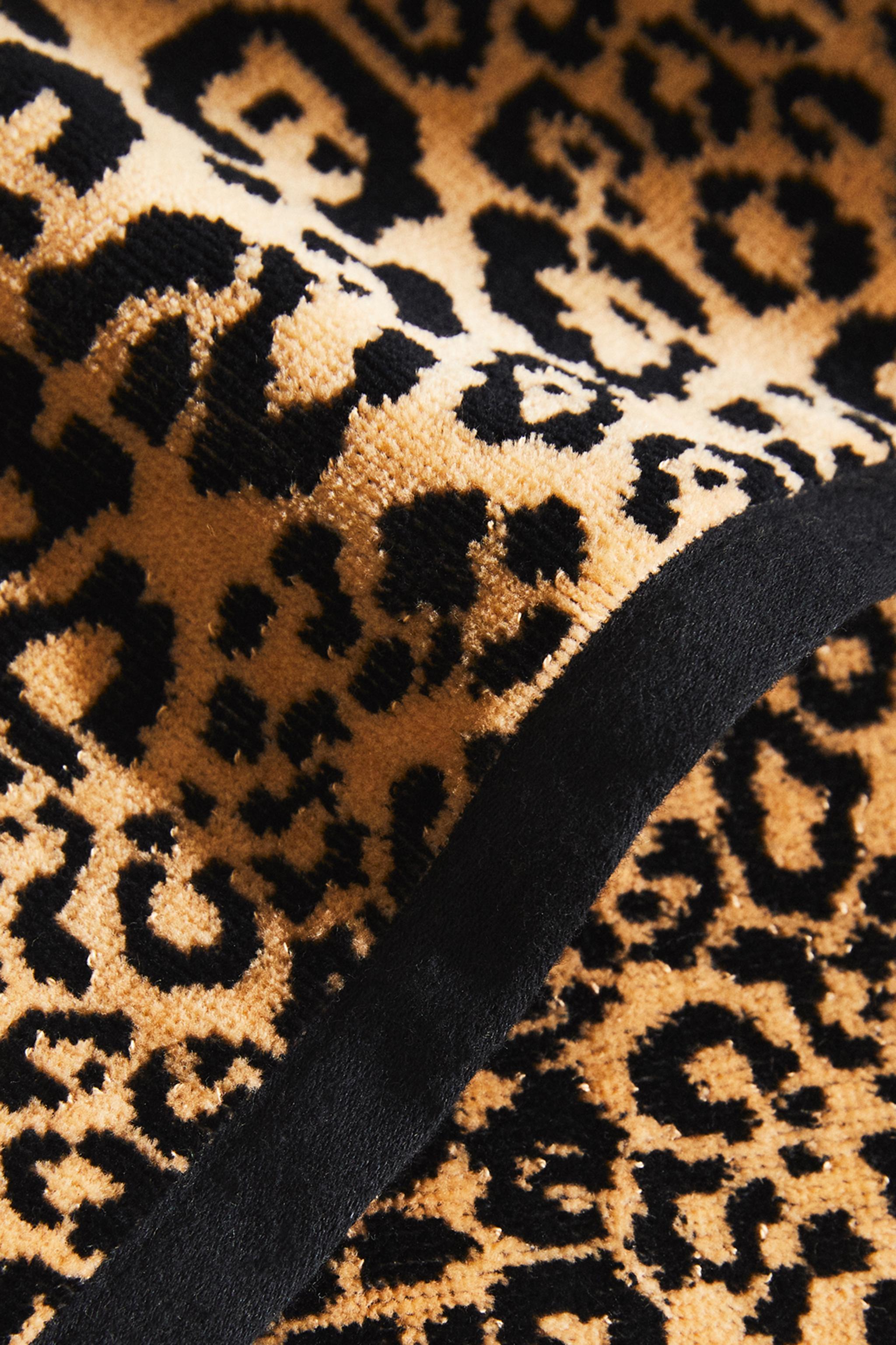 ANIMAL PRINT VELOUR BATH TOWEL