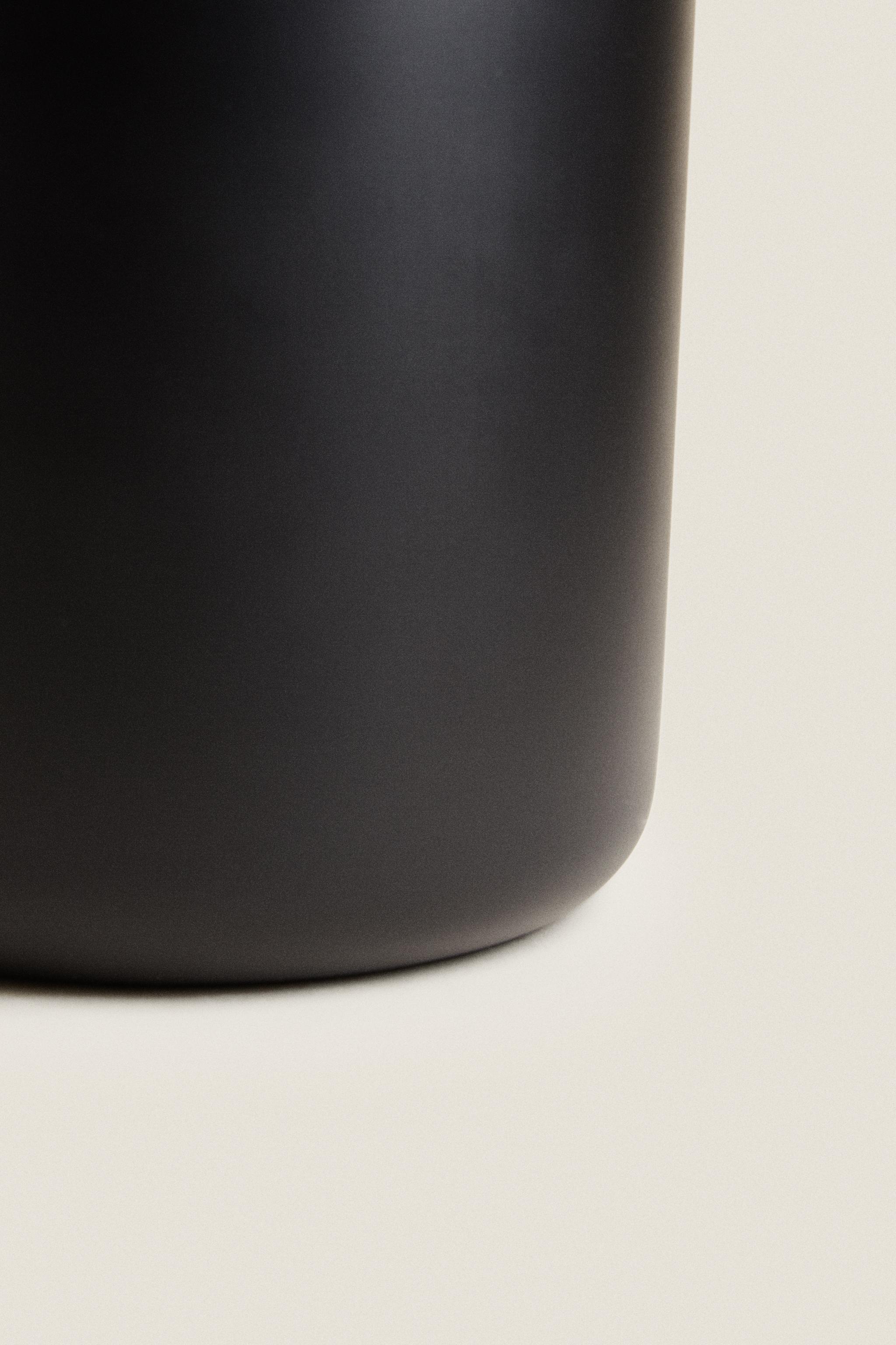 LARGE WASTEPAPER BASKET BLACK RESIN