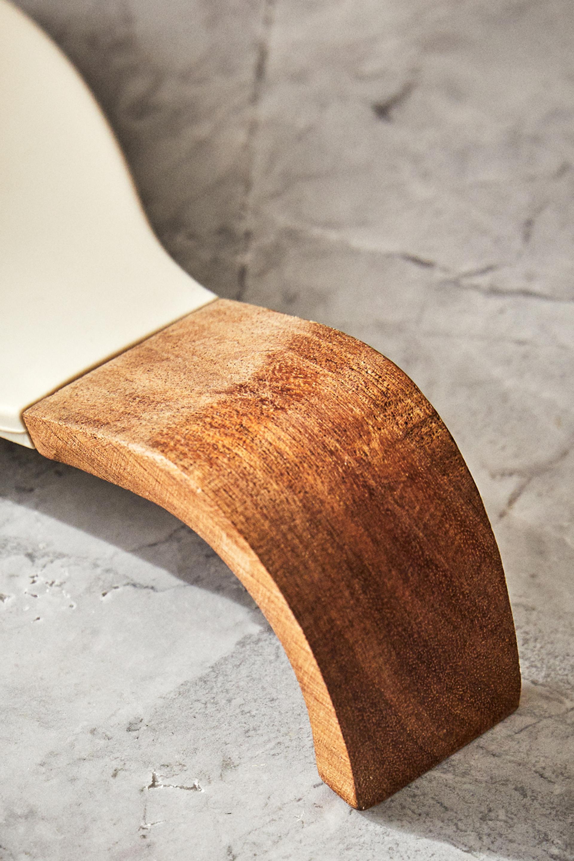 WOOD AND SILICONE SPOON REST