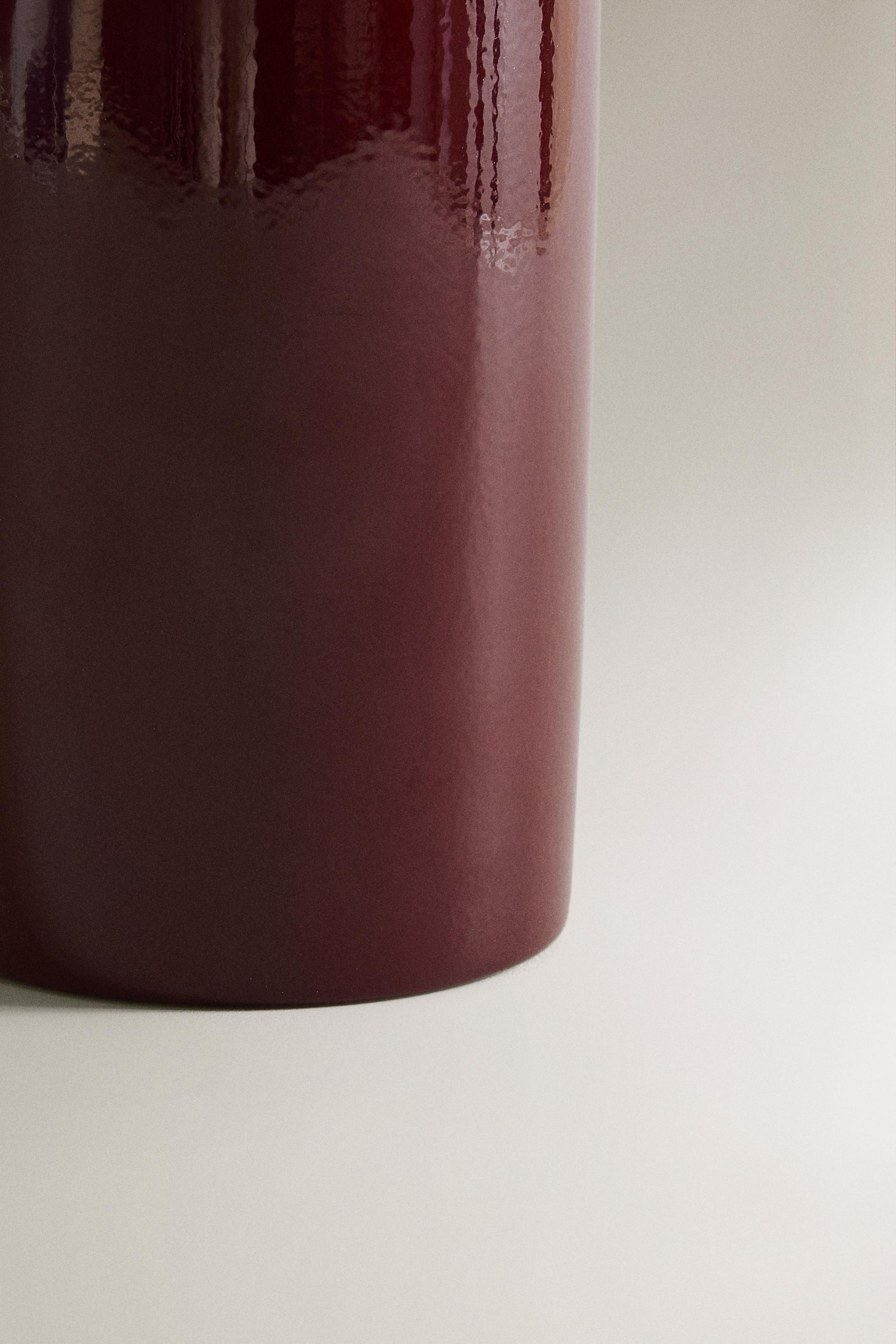 CYLINDRICAL METAL PENCIL HOLDER