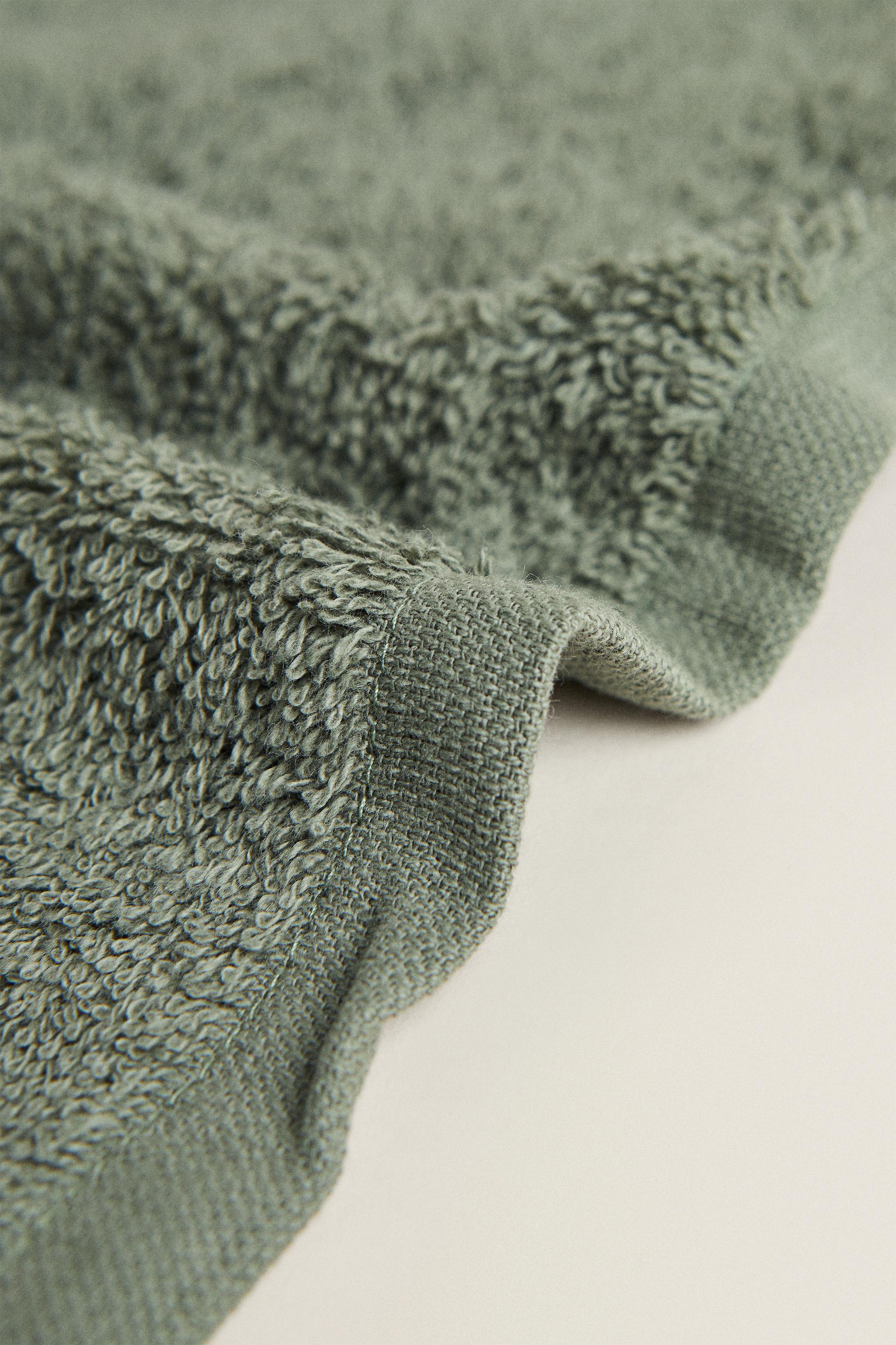 PACK OF COTTON HAND TOWELS (PACK OF 3)