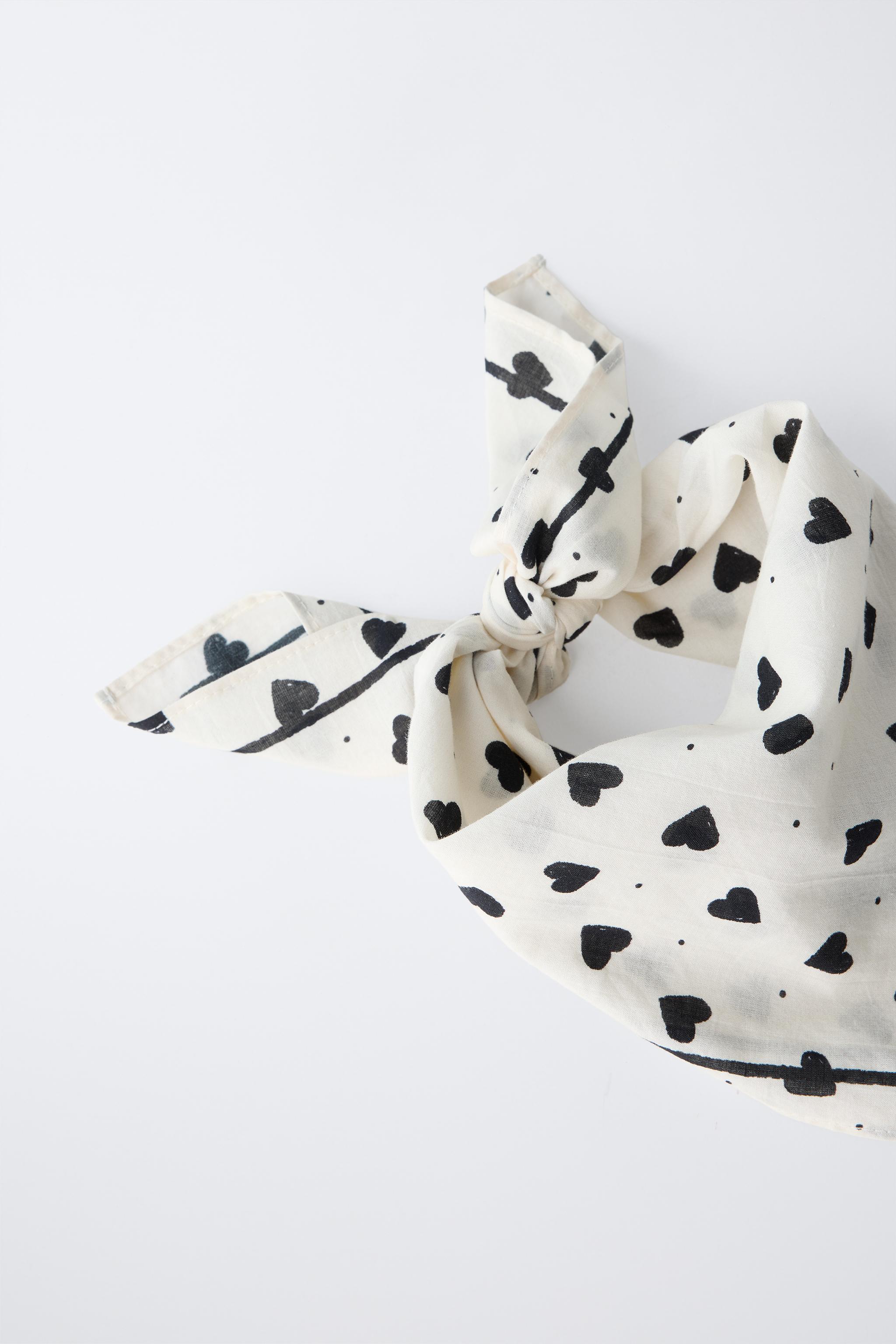 HEART AND POLKA DOT PRINT SQUARE BANDANA