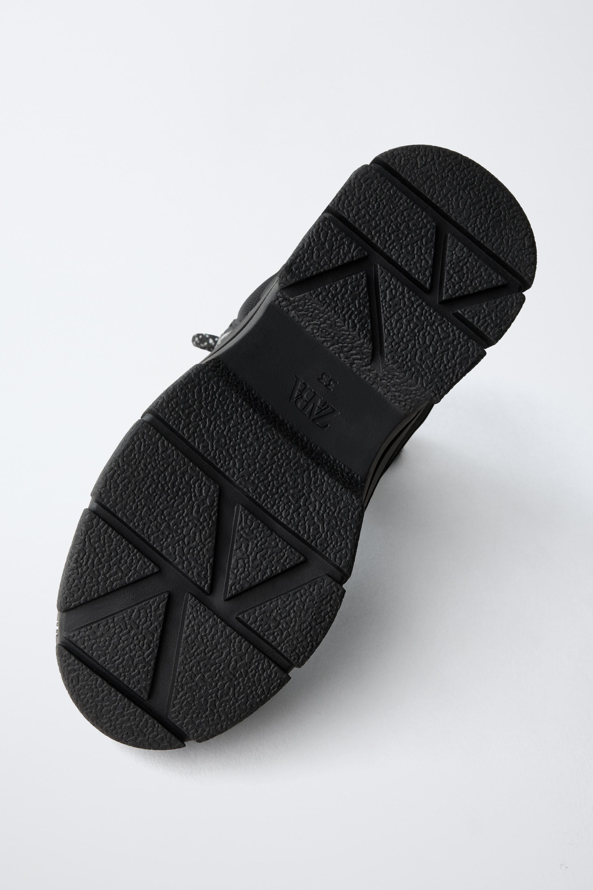 MOUNTAIN ANKLE BOOTS