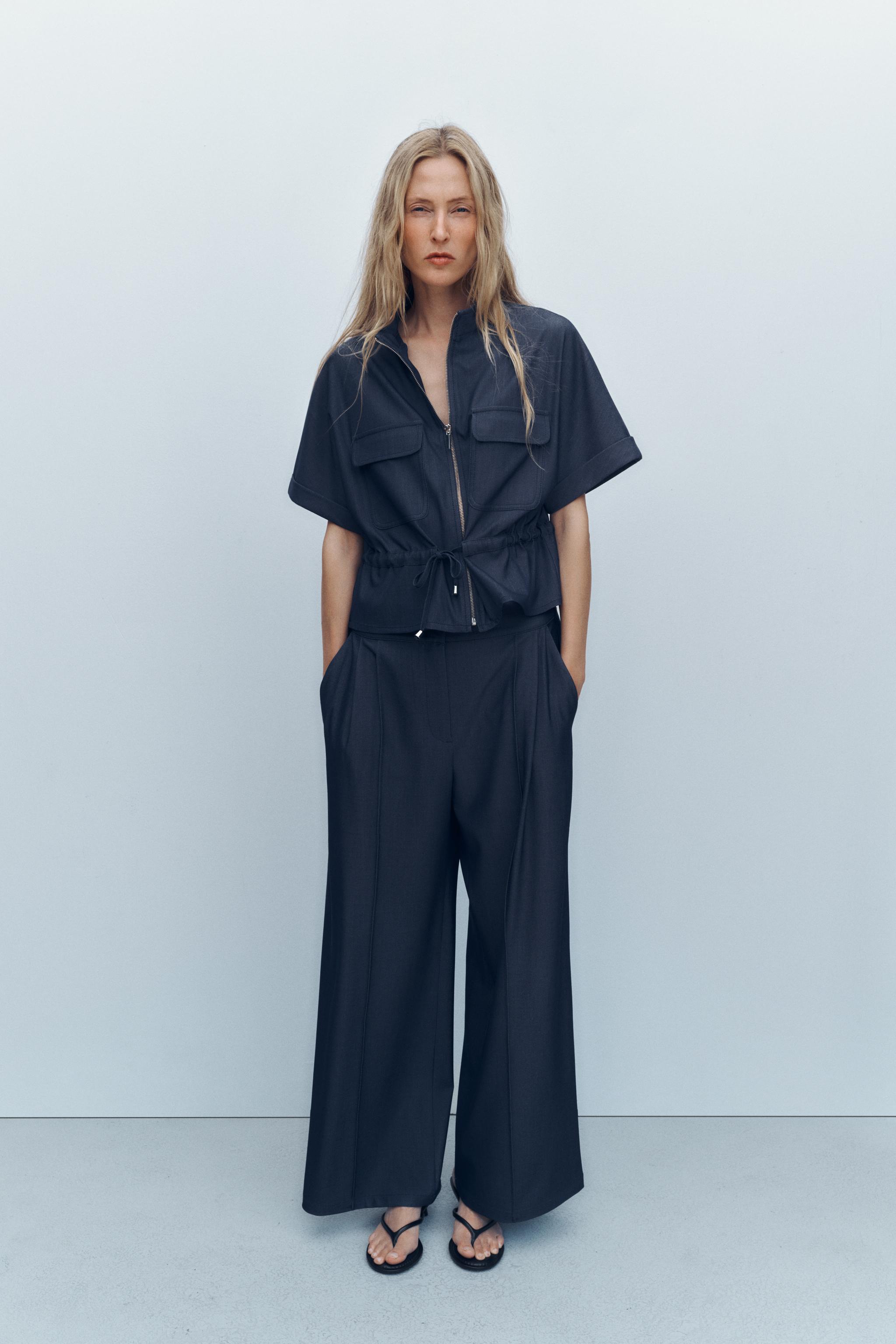 PLEATED WIDE LEG PANTS