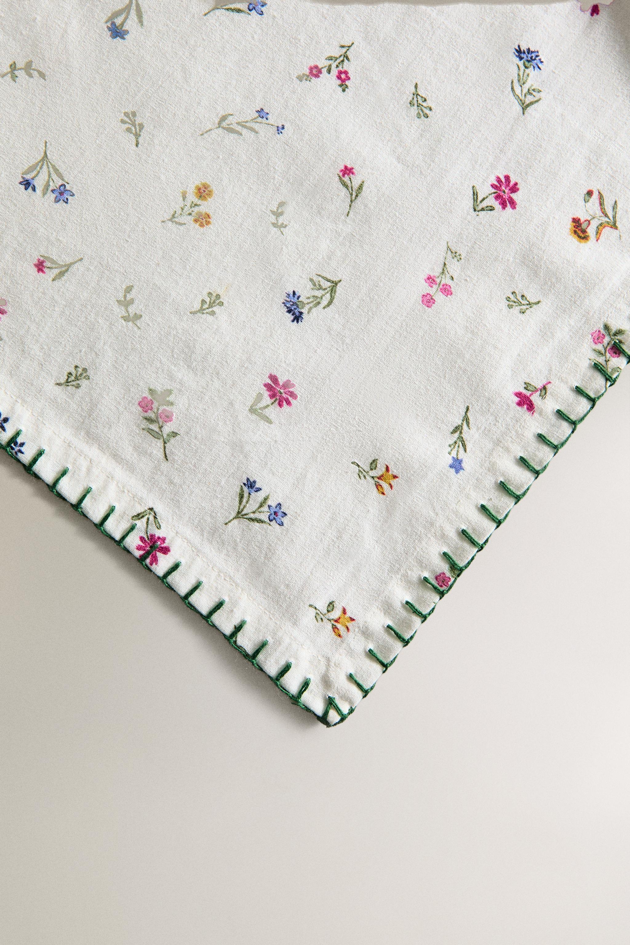 FLORAL PRINT COTTON TABLECLOTH