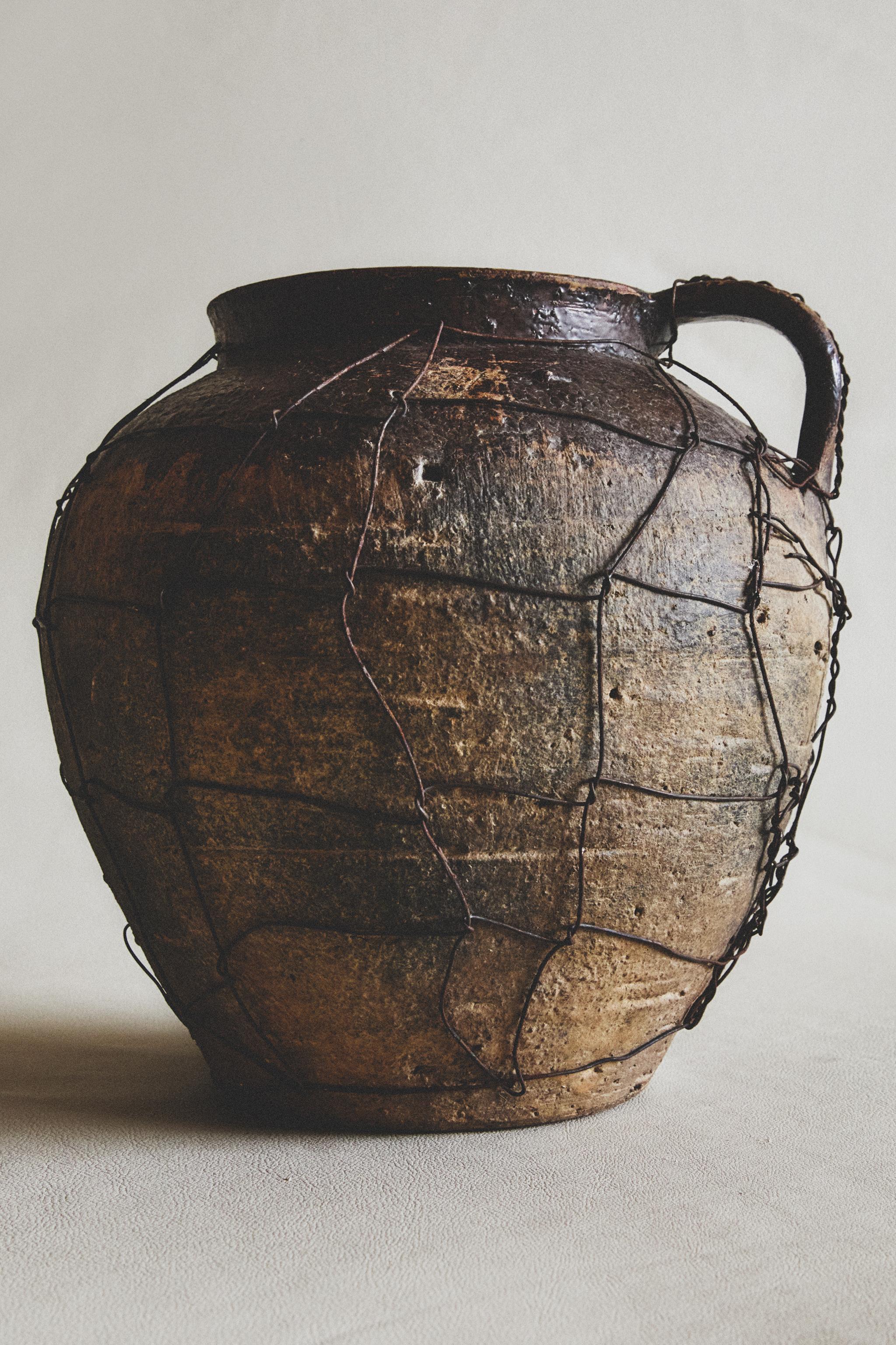 TERRACOTTA LATTICE VASE