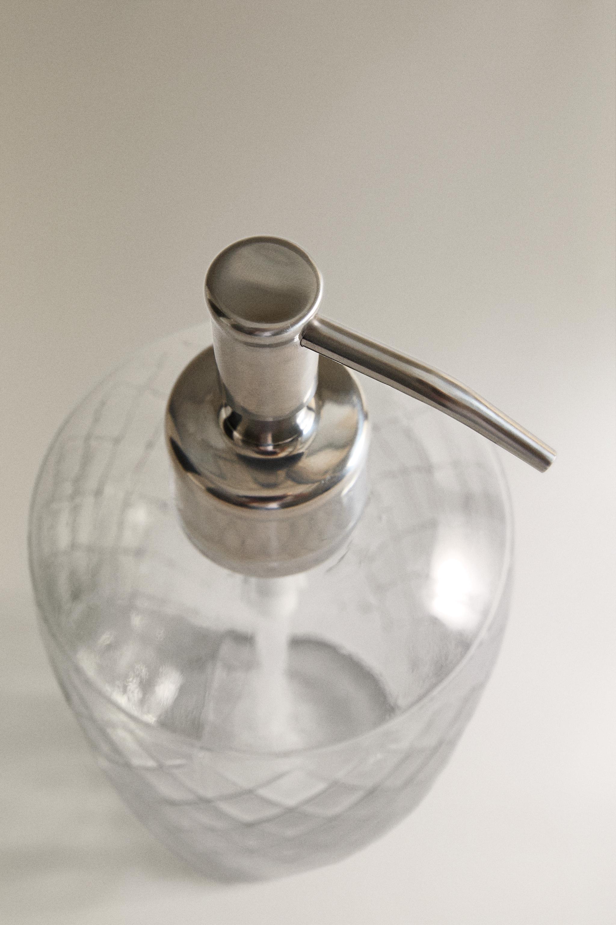 DIAMOND SOAP DISPENSER
