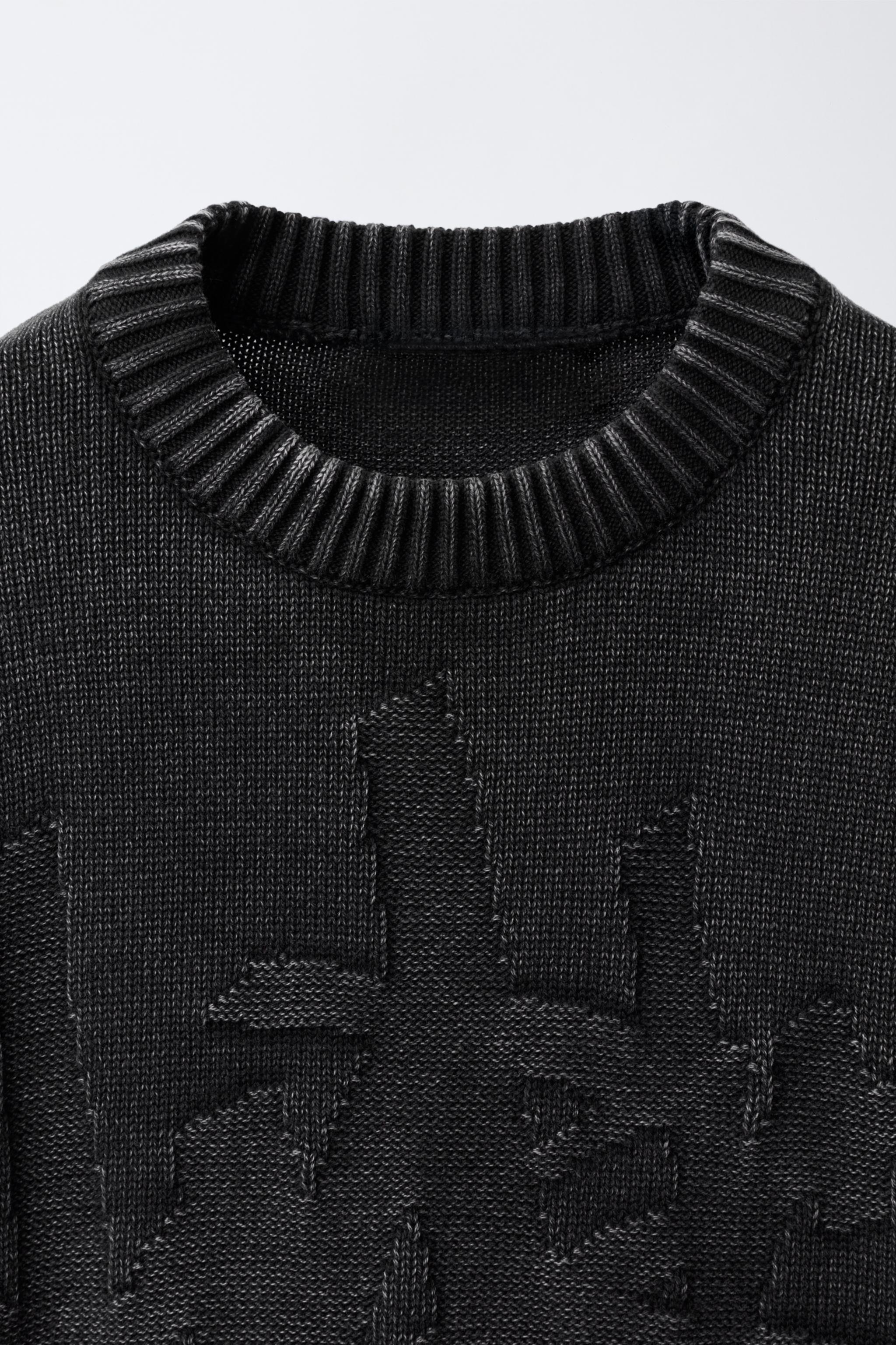 ACID WASH KNIT SWEATER