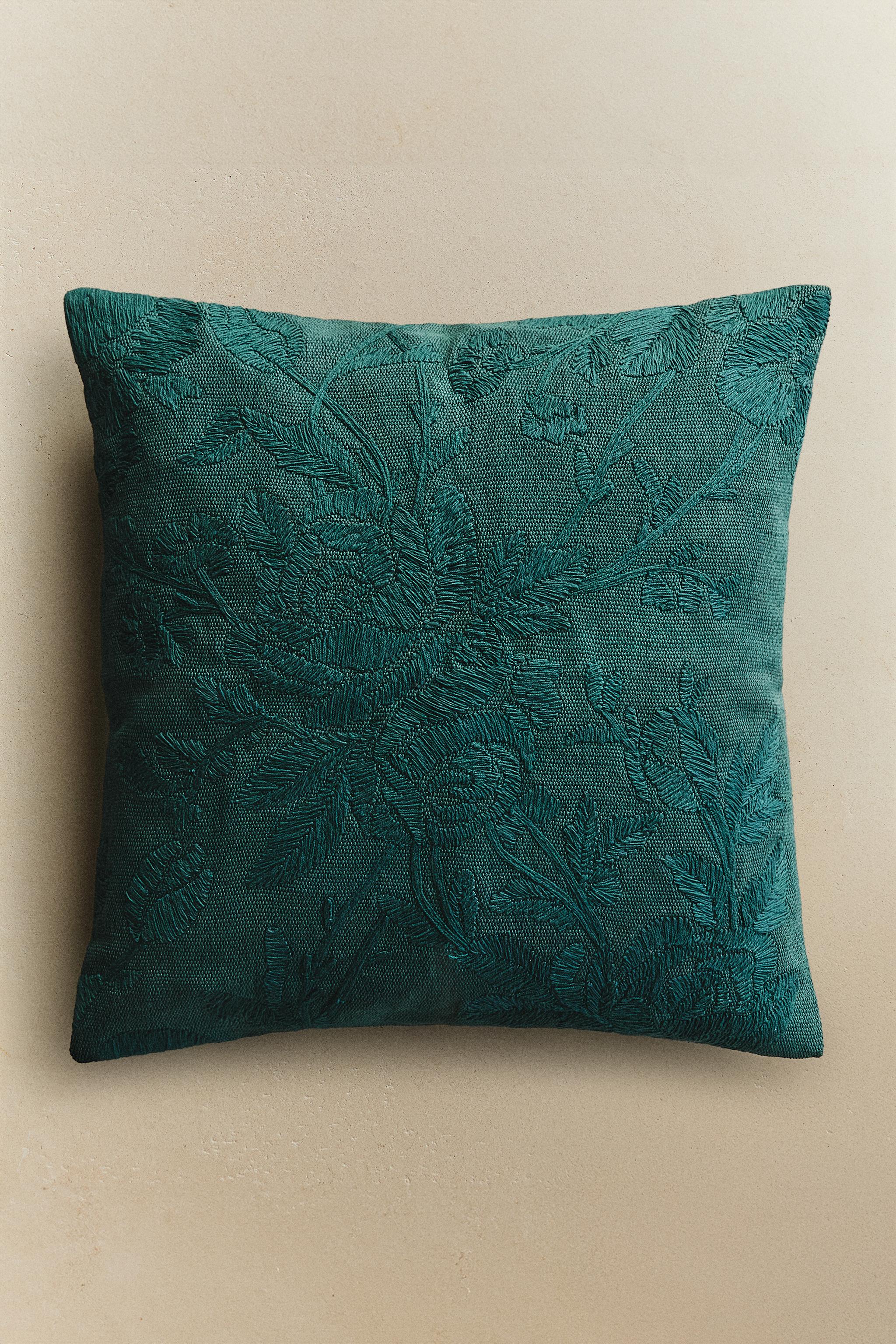 EMBROIDERED THROW PILLOW COVER