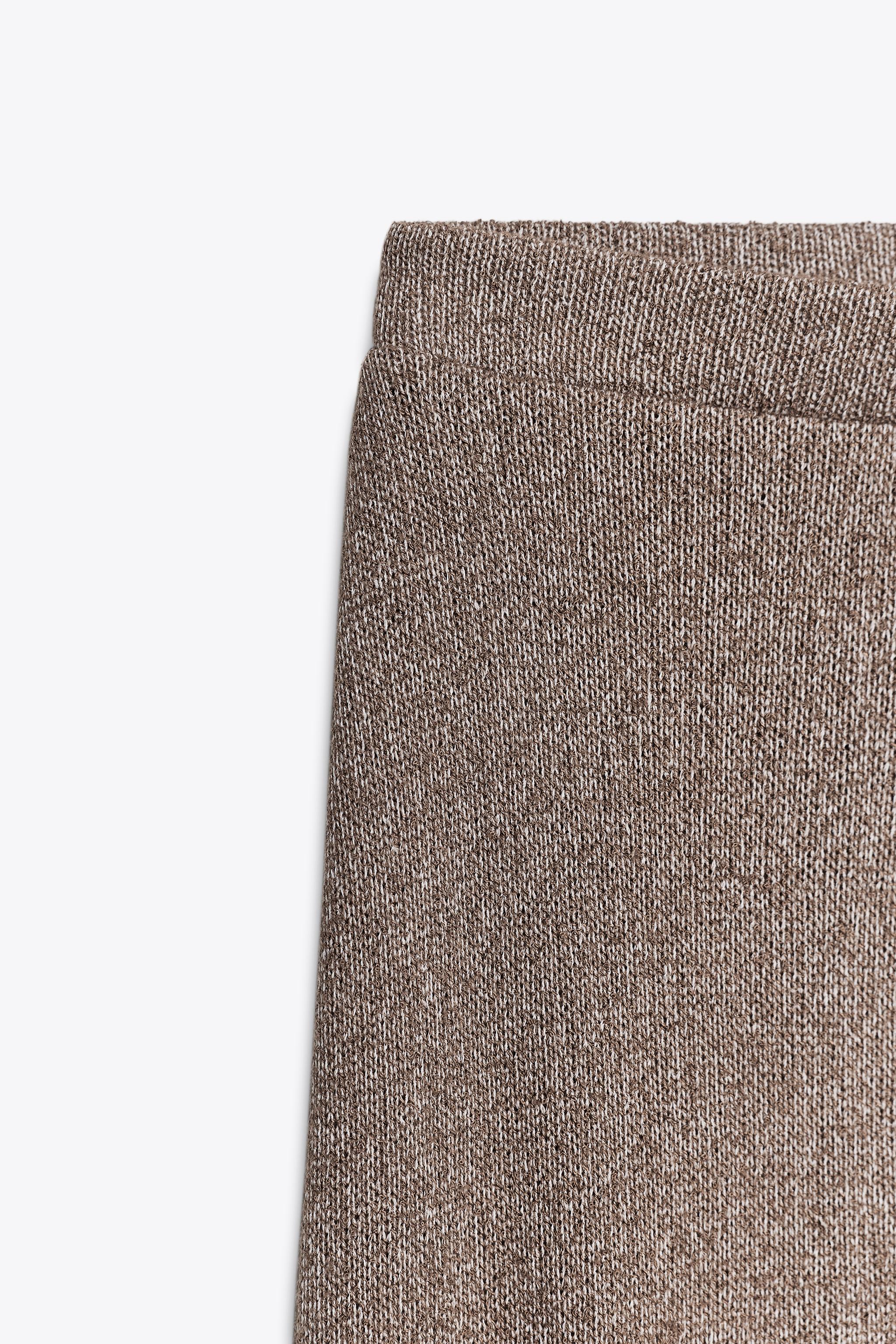 STRAIGHT CUT KNIT SKIRT