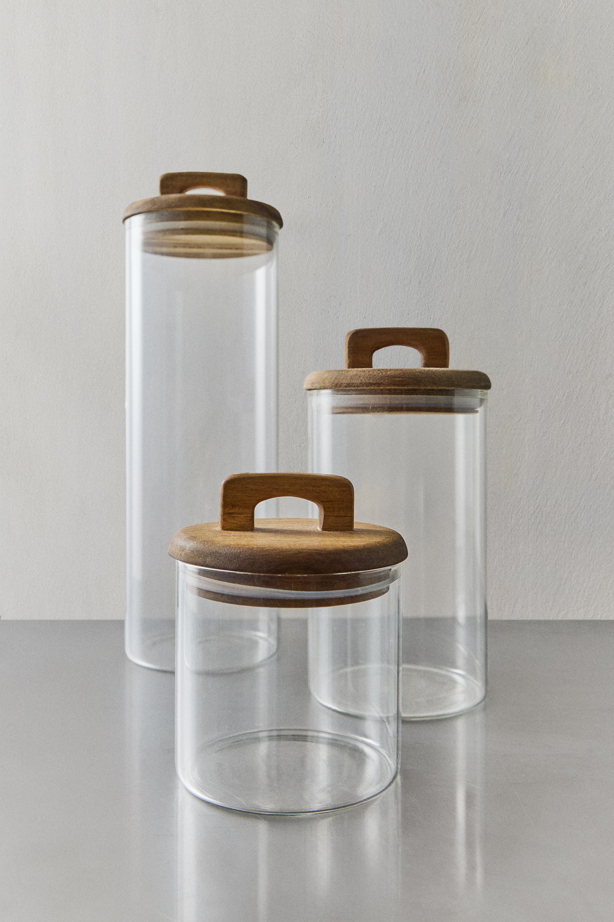 MEDIUM-SIZED WIDE STORAGE JAR