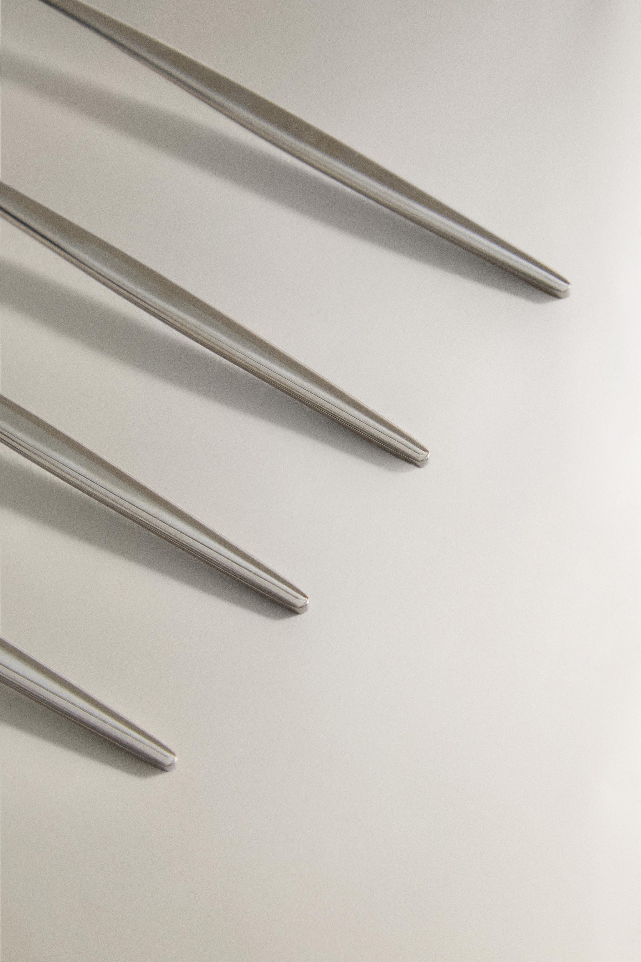 SET OF BRUNCH FORKS WITH THIN HANDLE (SET OF 4)