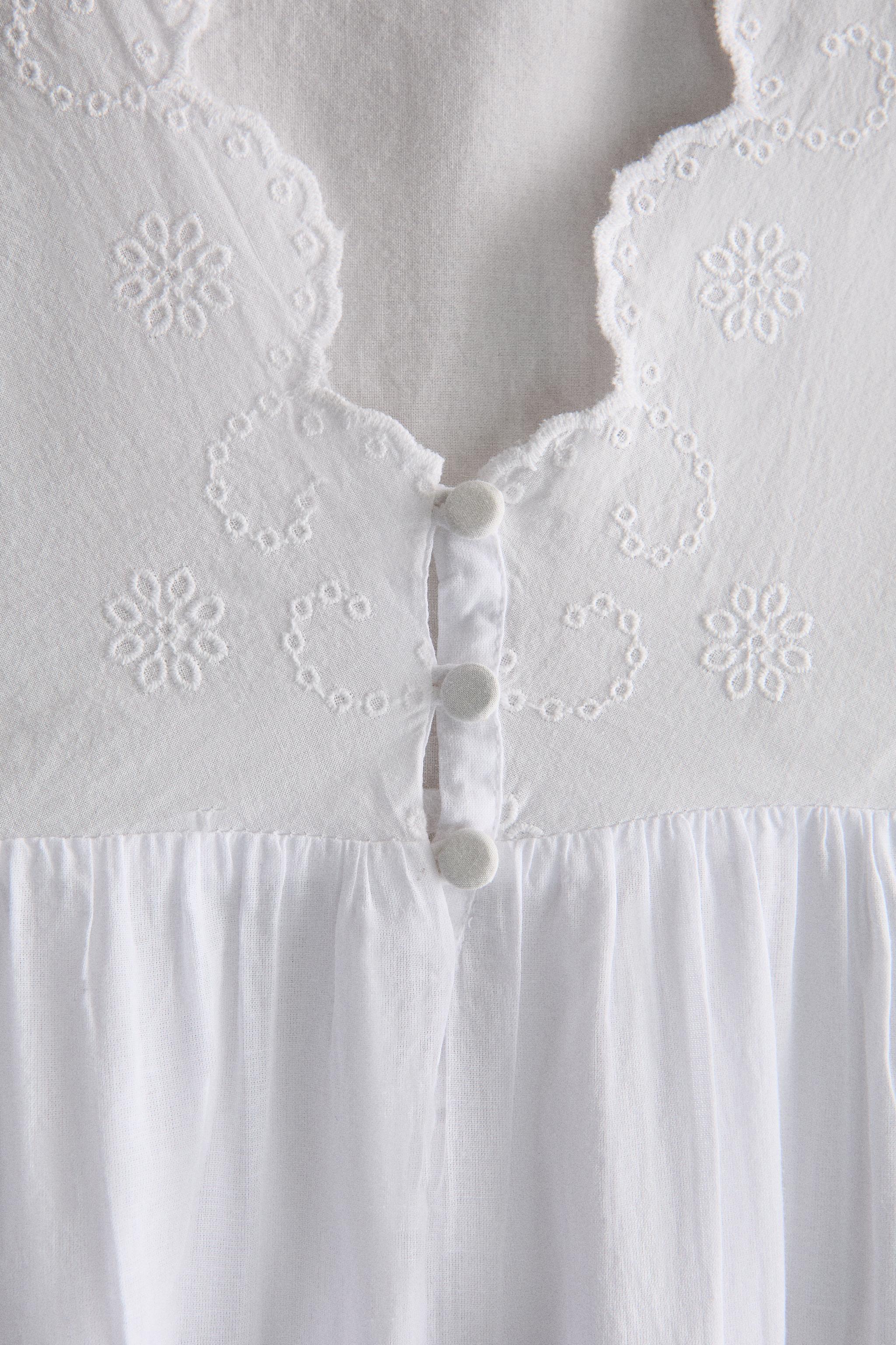 SHORT SLEEVE NIGHTGOWN