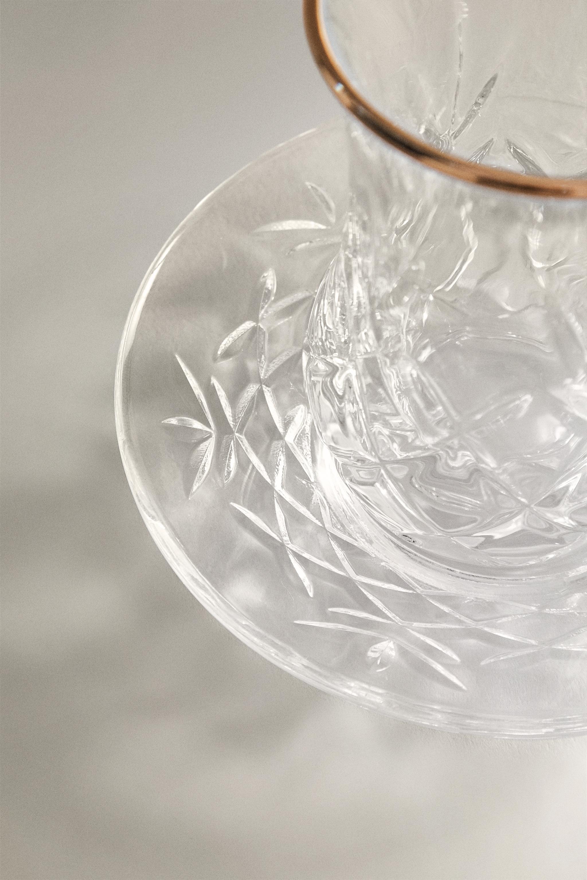 ENGRAVED GLASS TEACUP