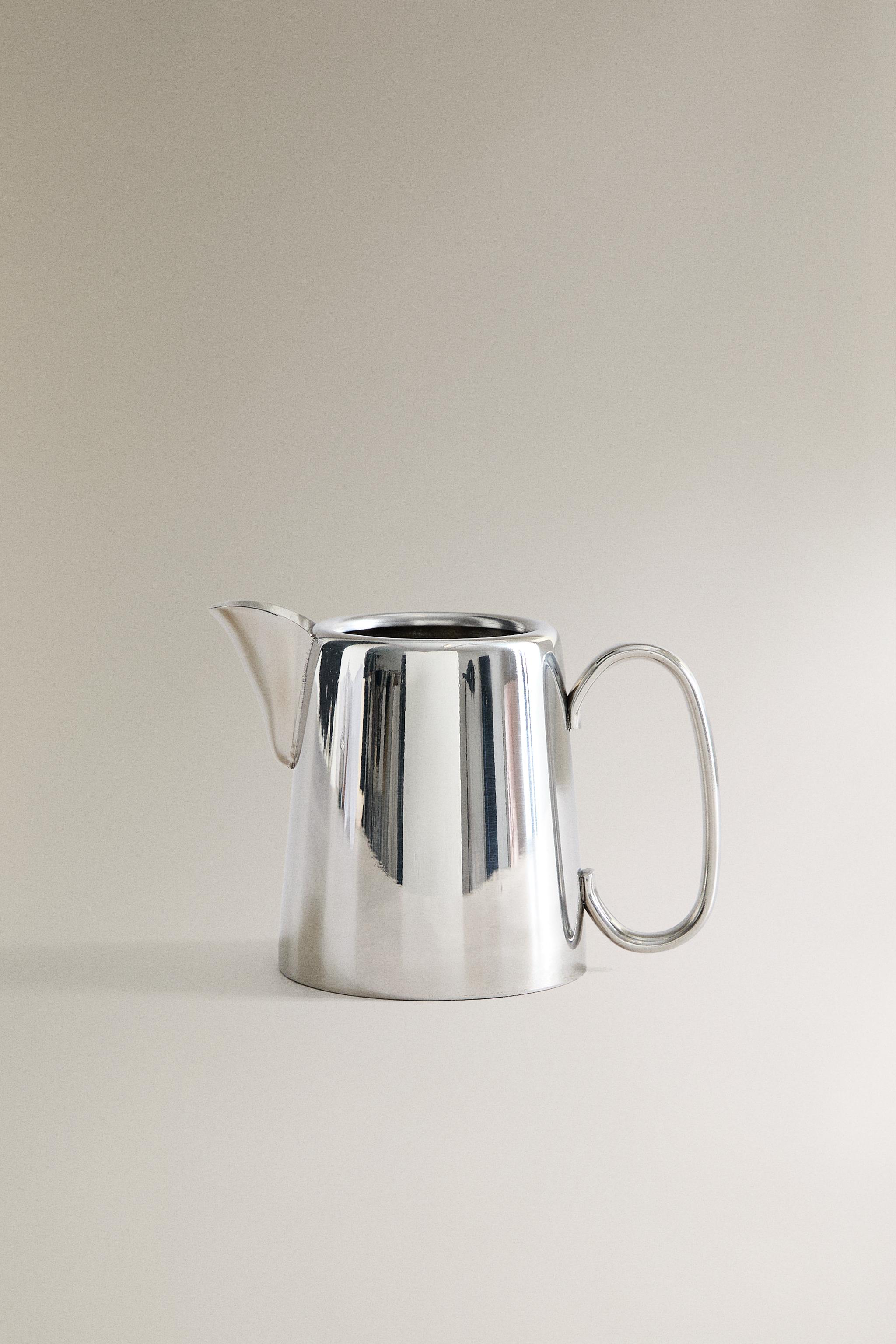 METAL MILK PITCHER SHINY
