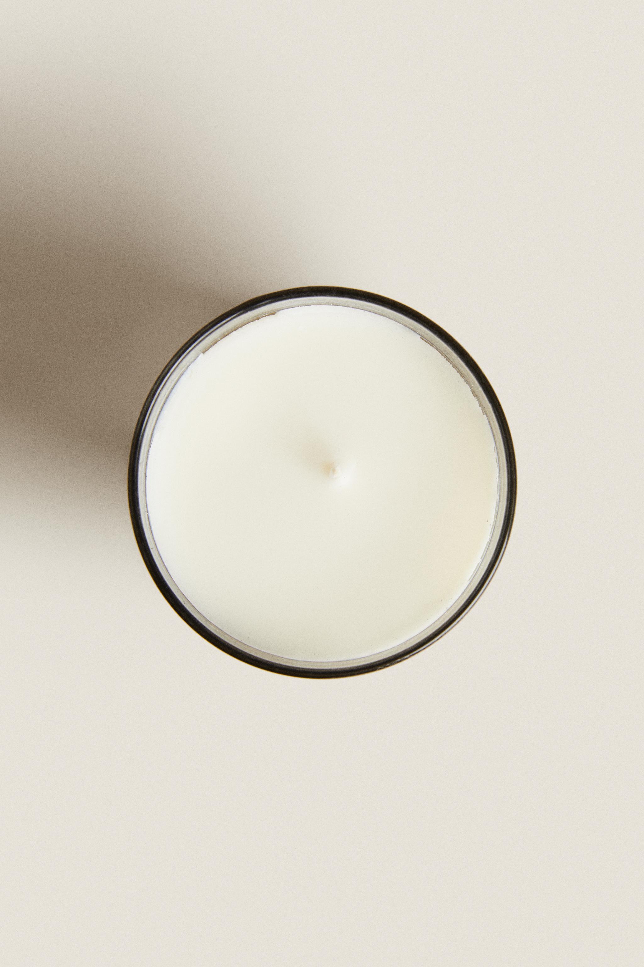 (200 G) DARK AMBER SCENTED CANDLE