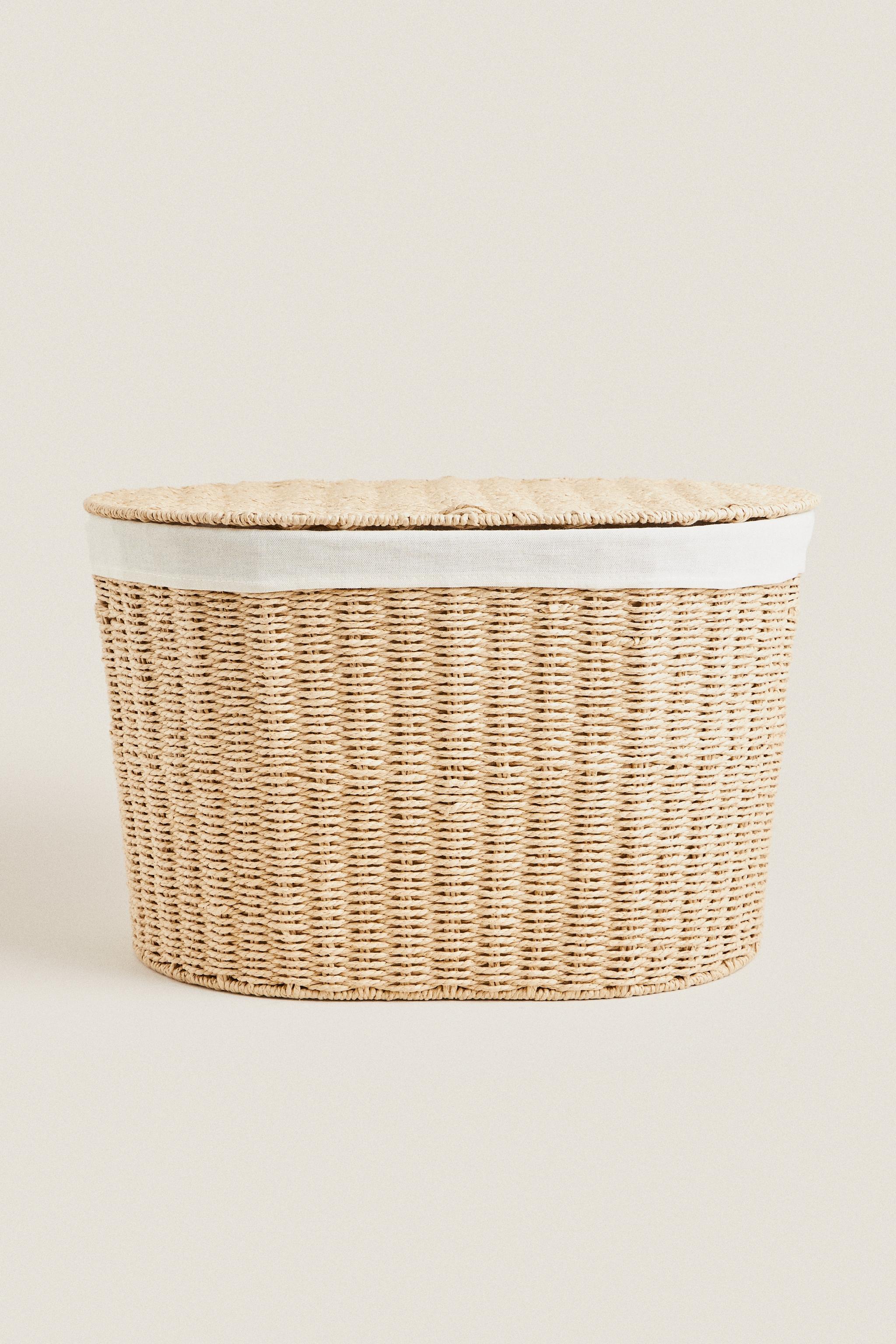 OVAL FABRIC-LINED LAUNDRY HAMPER