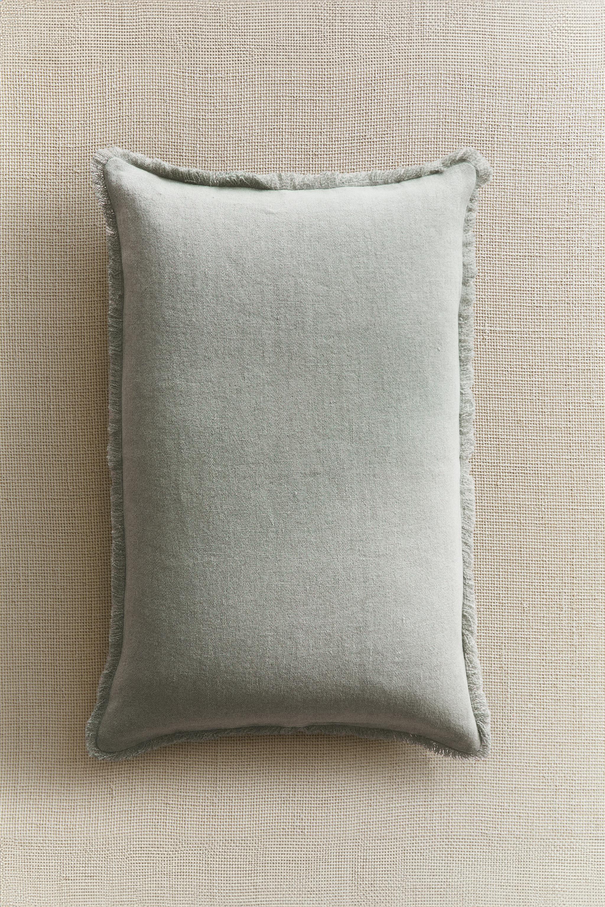 FRINGED THROW PILLOW COVER