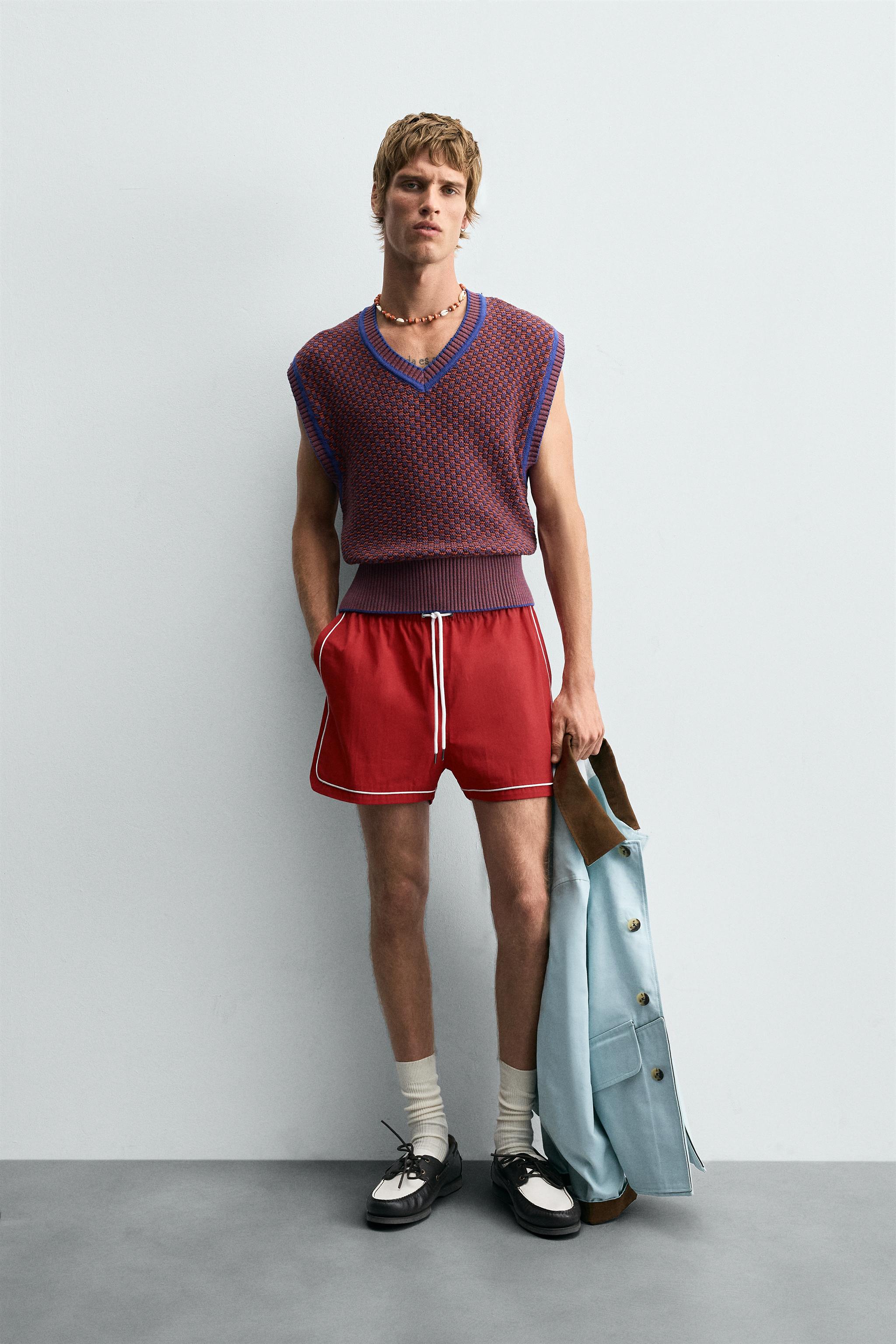 CONTRAST TRIM SHORTS