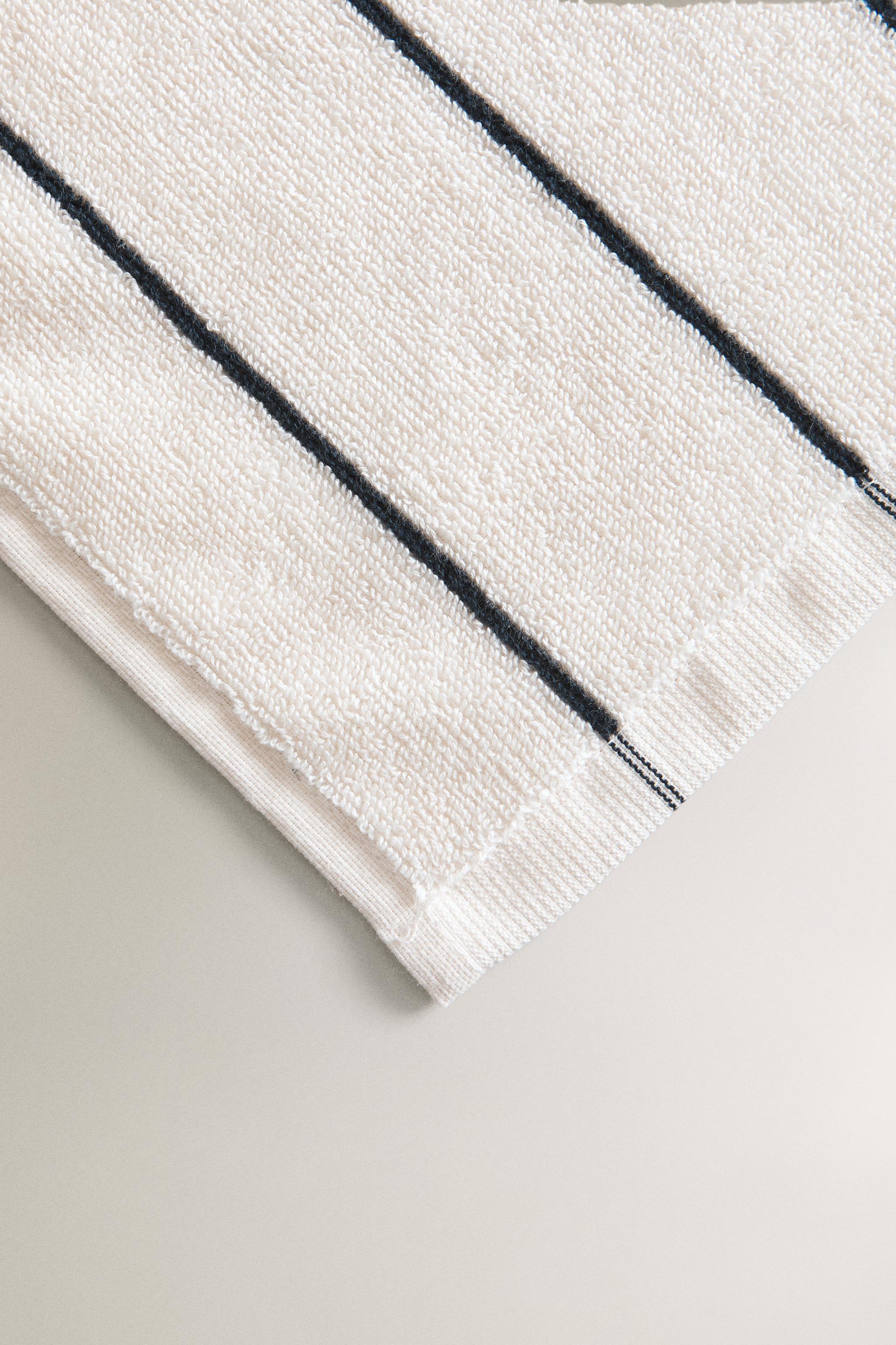 REGULAR STRIPE BATH TOWEL