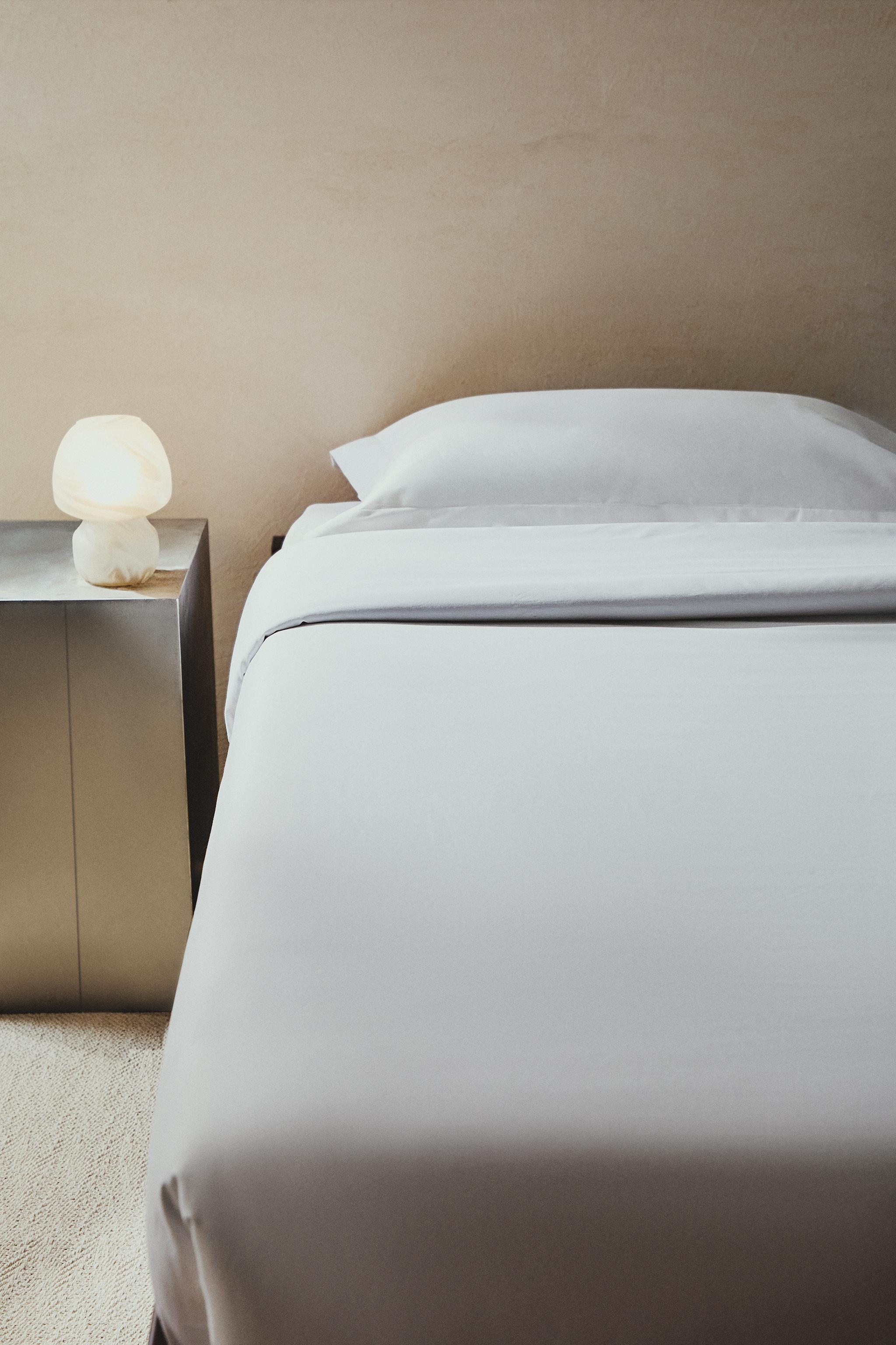 THICK SATEEN DUVET COVER (300 THREAD COUNT)