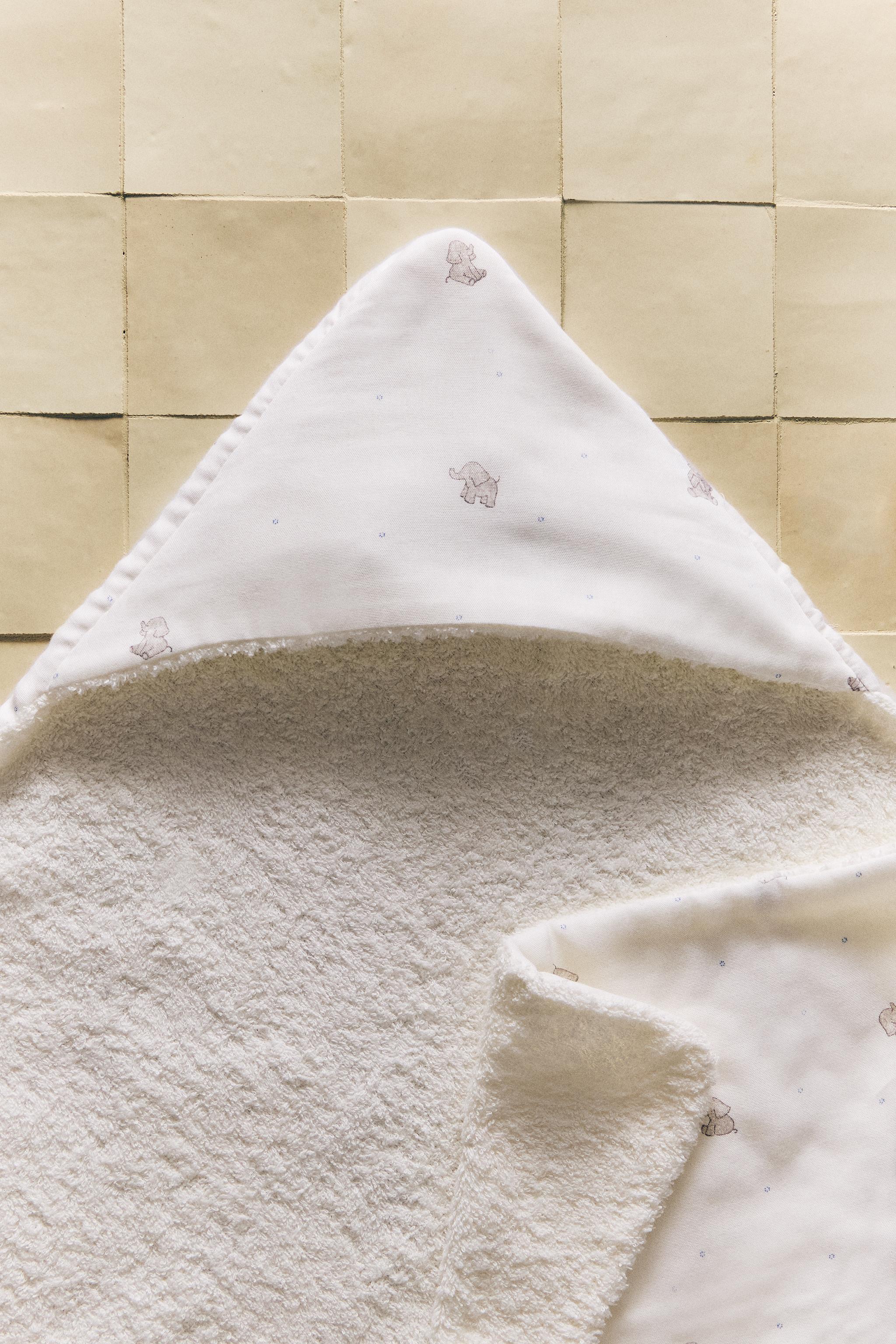 HOODED ELEPHANT BABY BATH TOWEL