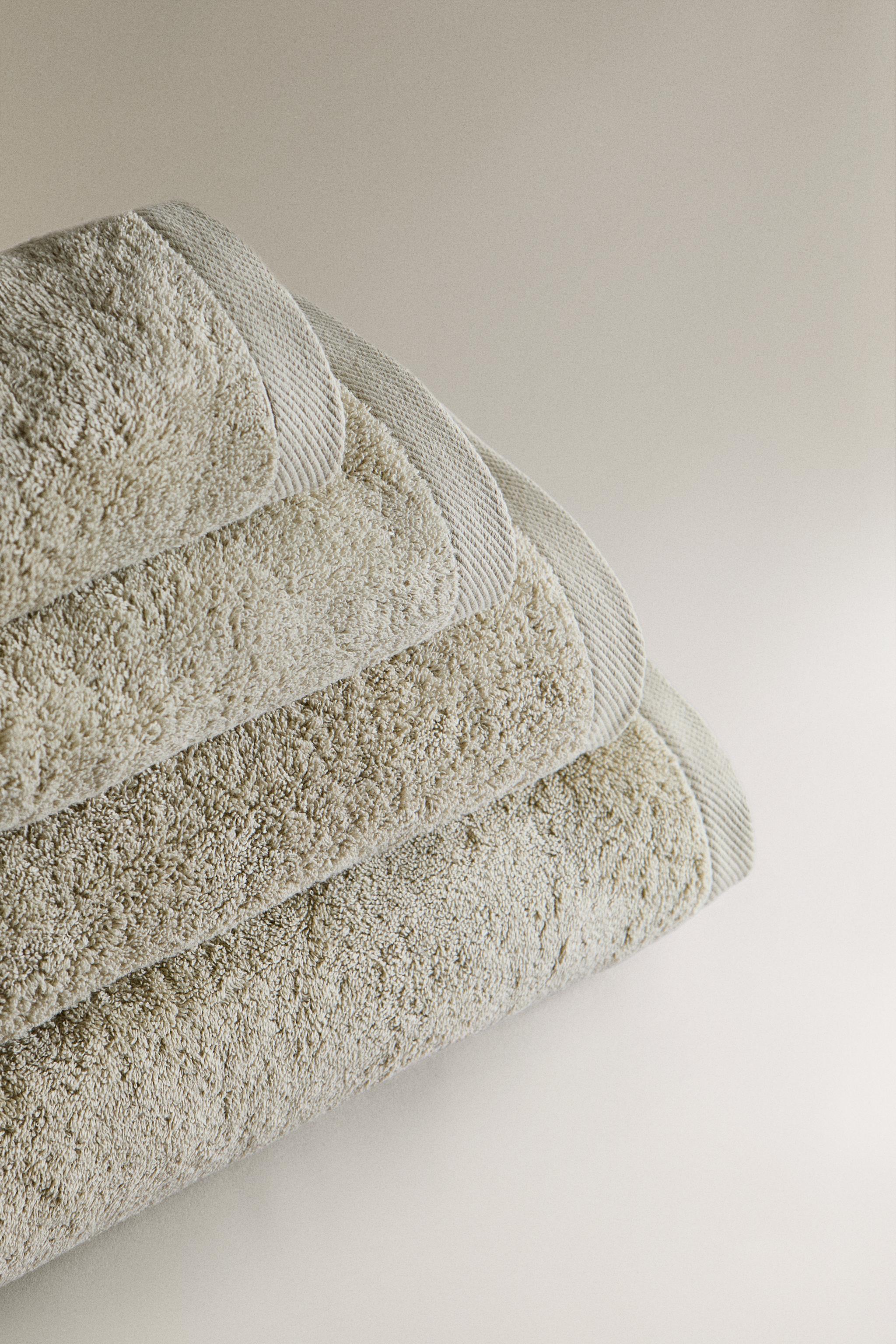 PLAIN COTTON TERRYCLOTH BATH TOWEL (500 GXM²)