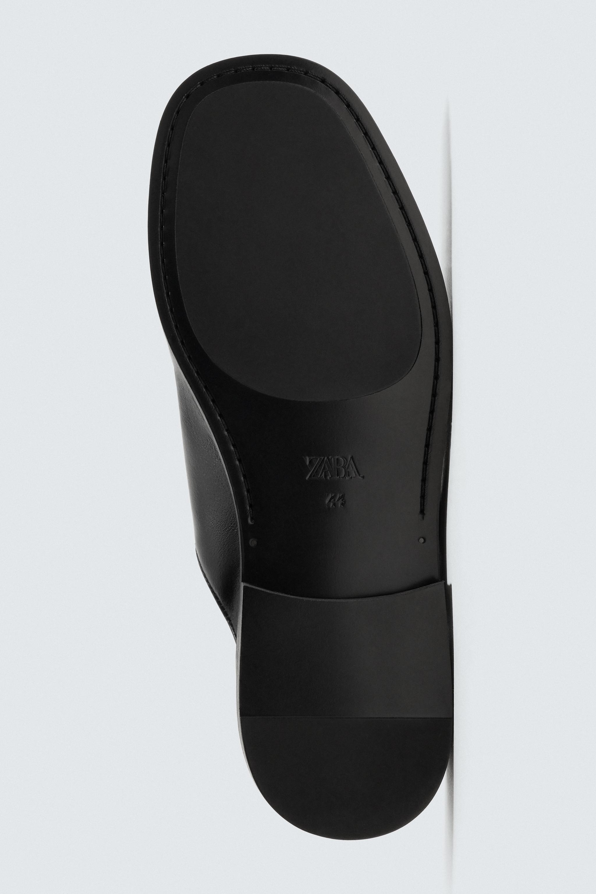 LIMITED EDITION LEATHER CLOGS