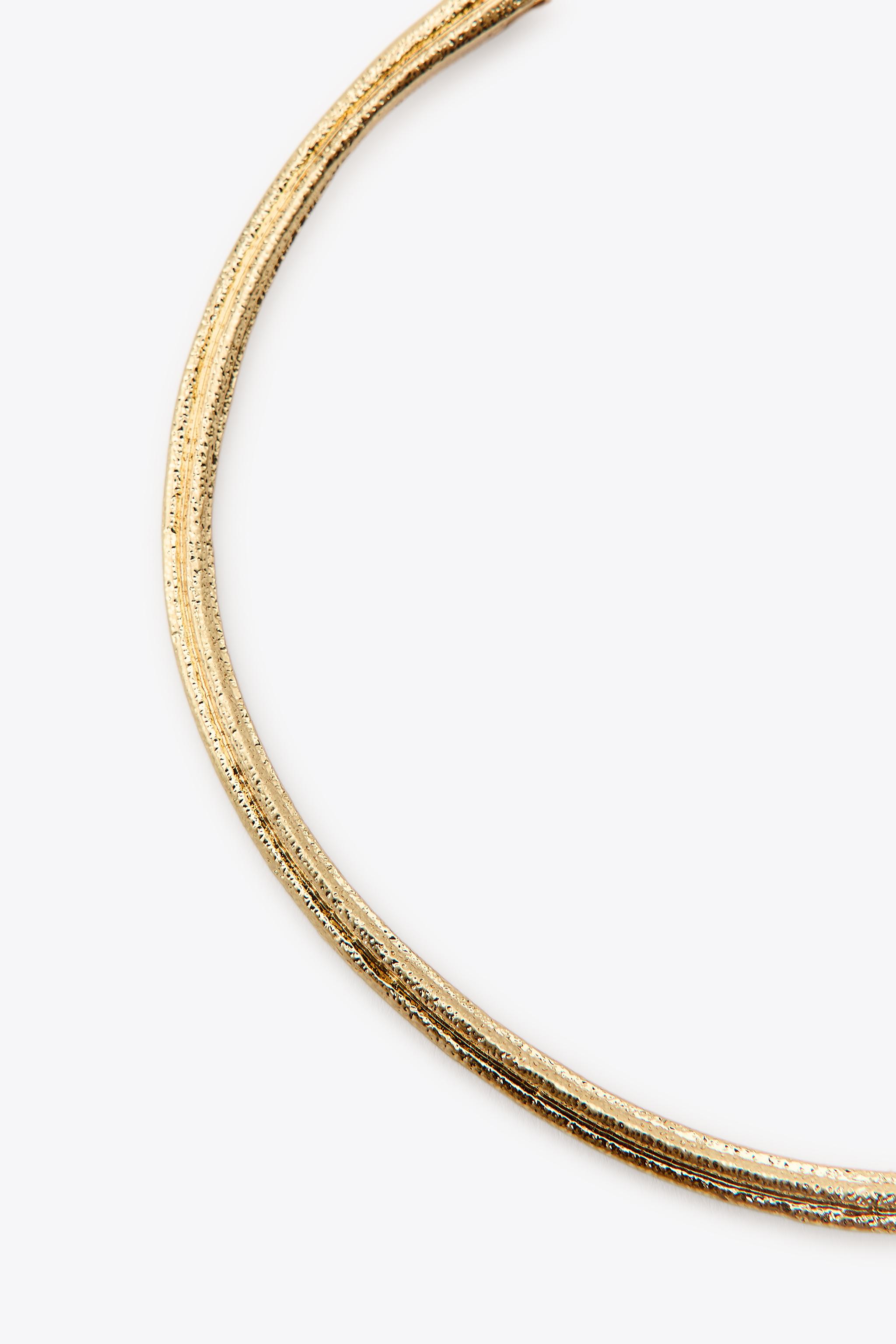 TEXTURE CHOKER NECKLACE