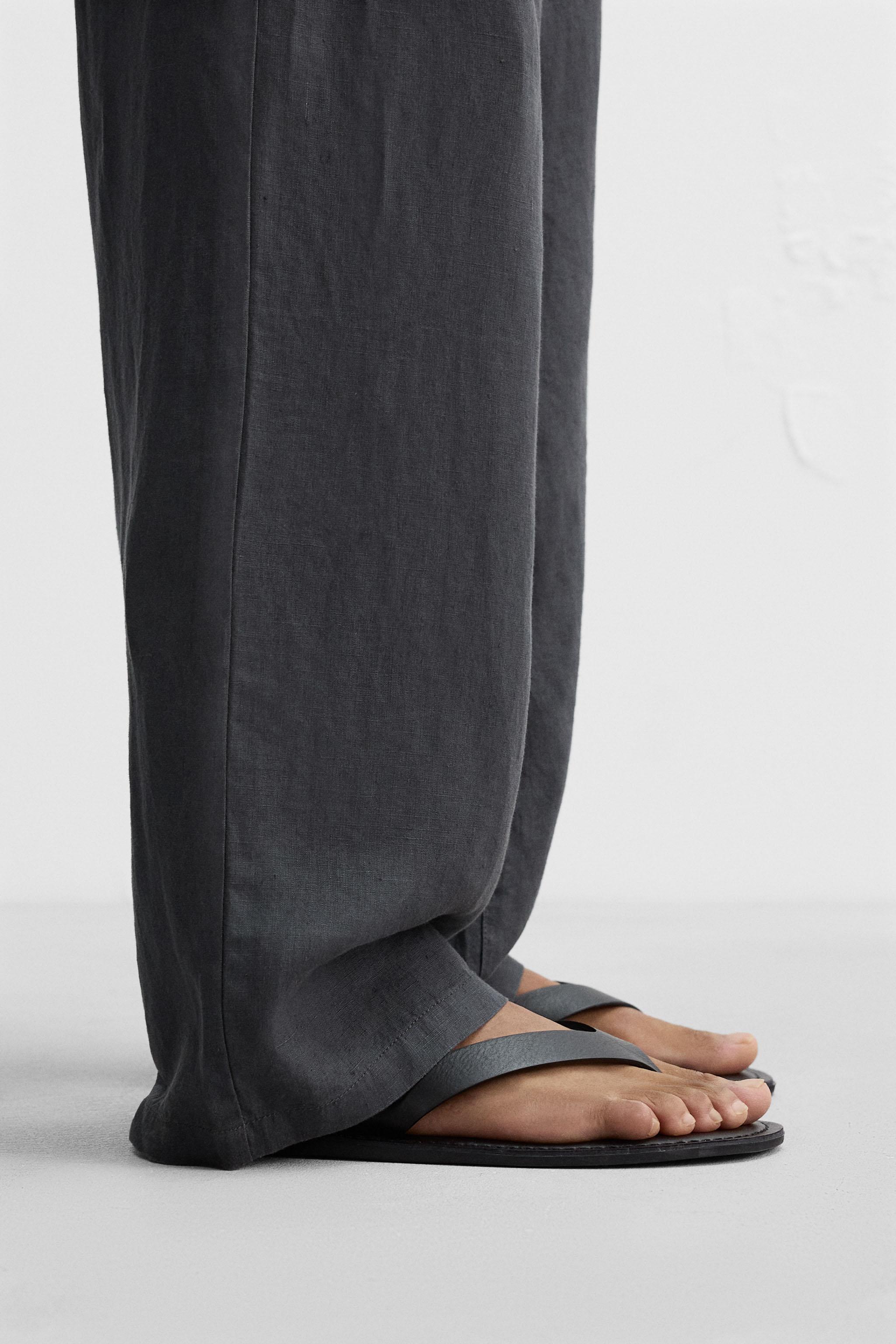 STRAPPY LEATHER SANDALS