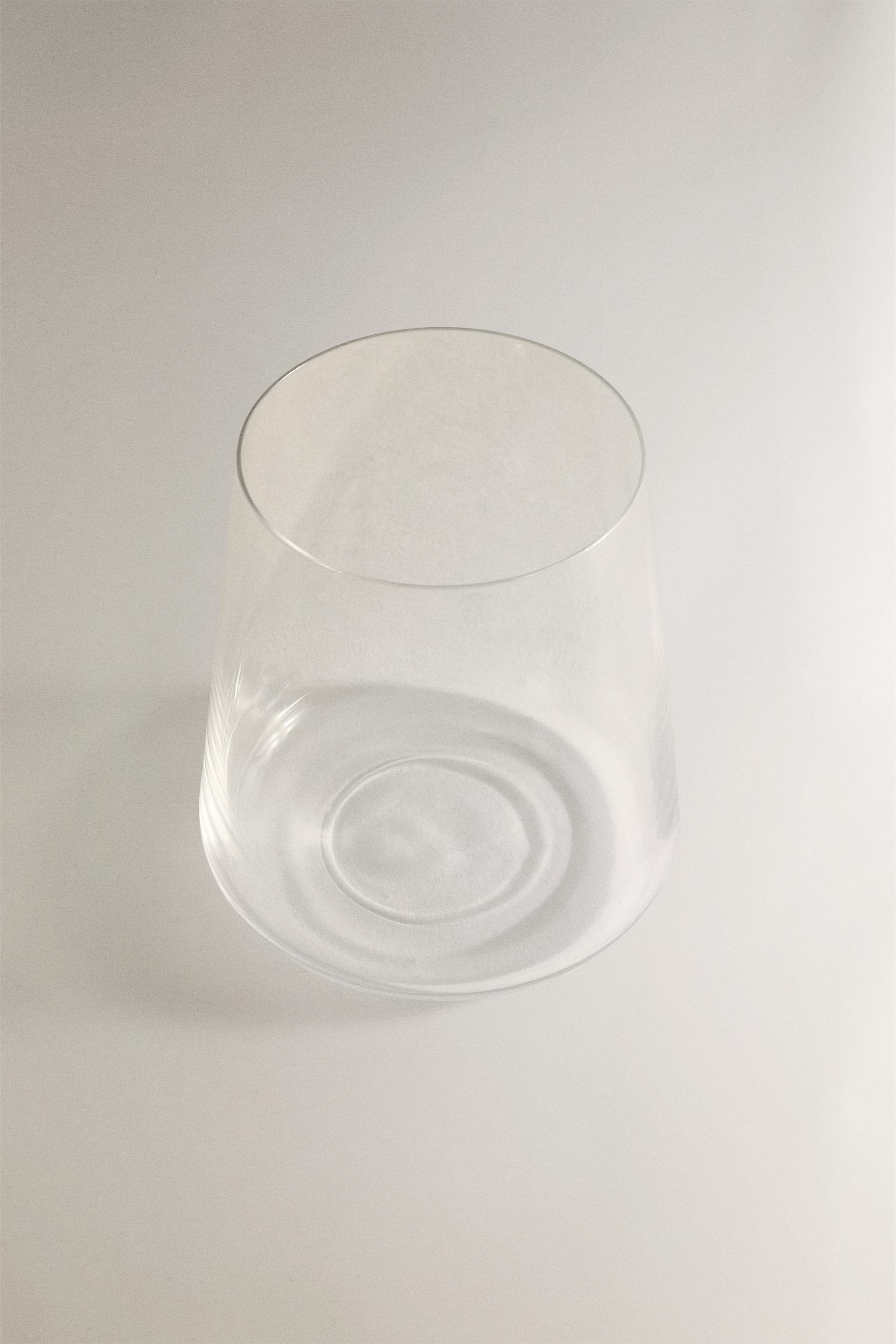 CONICAL CRYSTALLINE TUMBLER