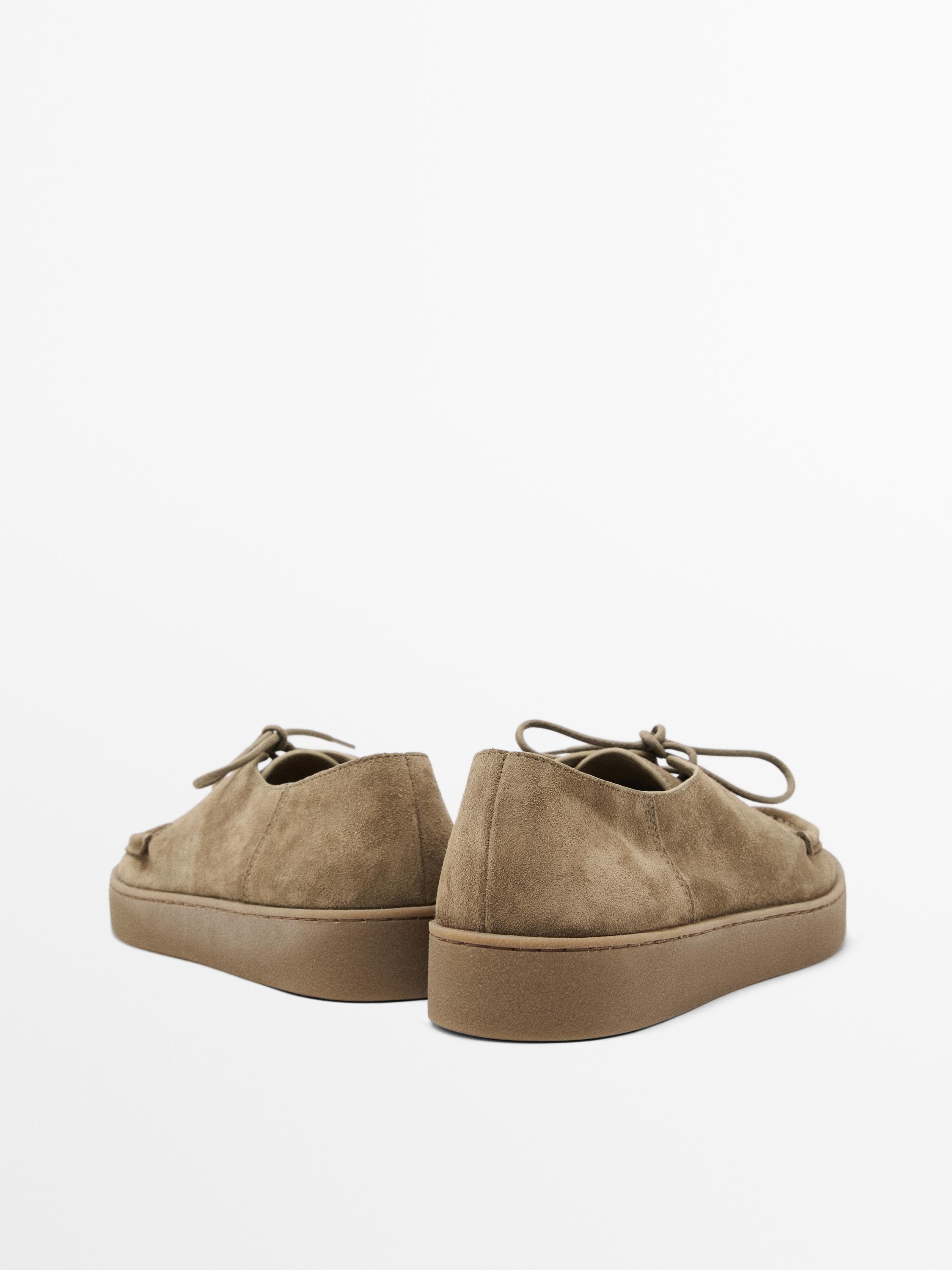 Moc toe split suede shoes