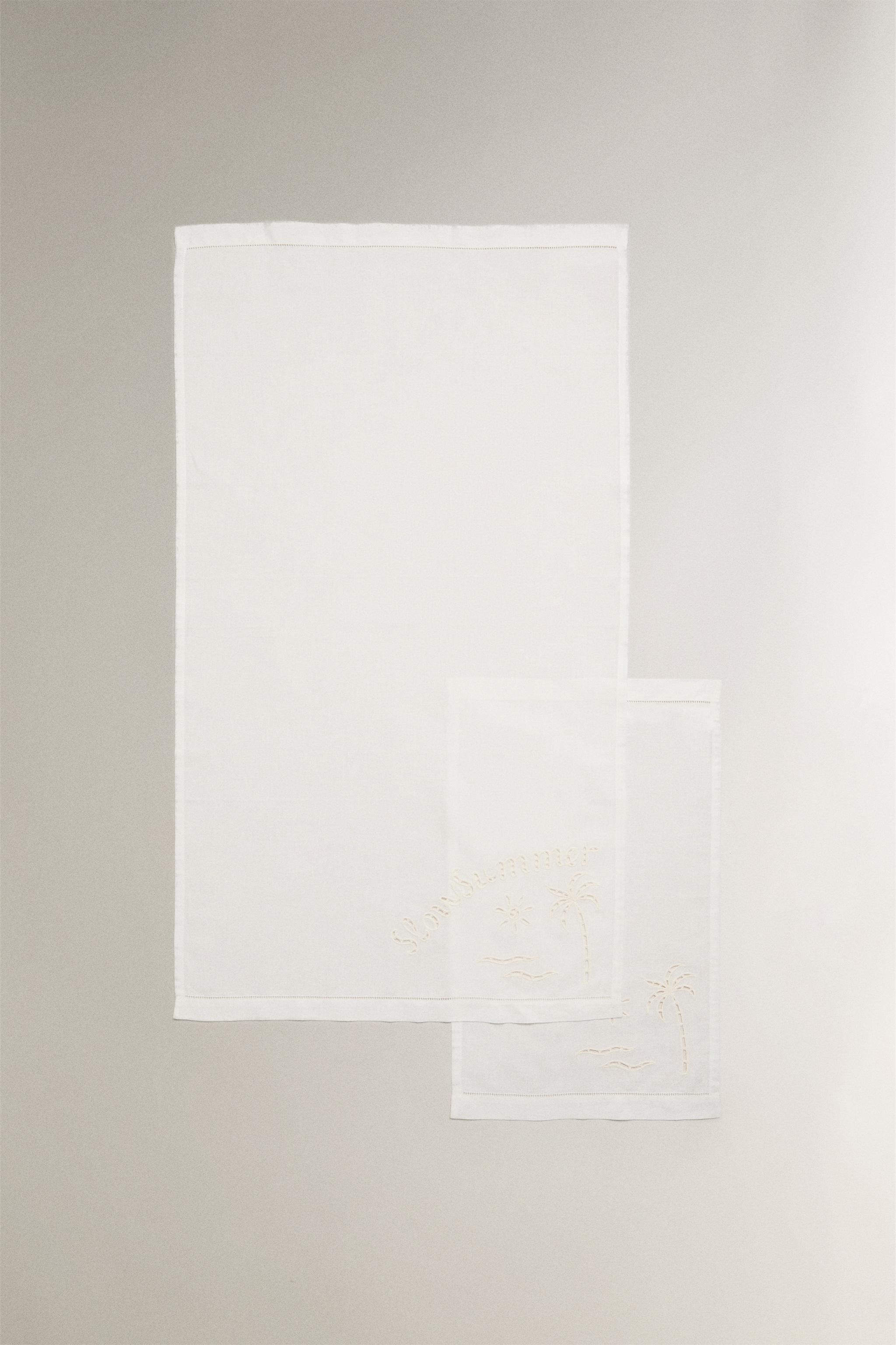 SET OF EMBROIDERED SUMMER TOWELS (SET OF 2)